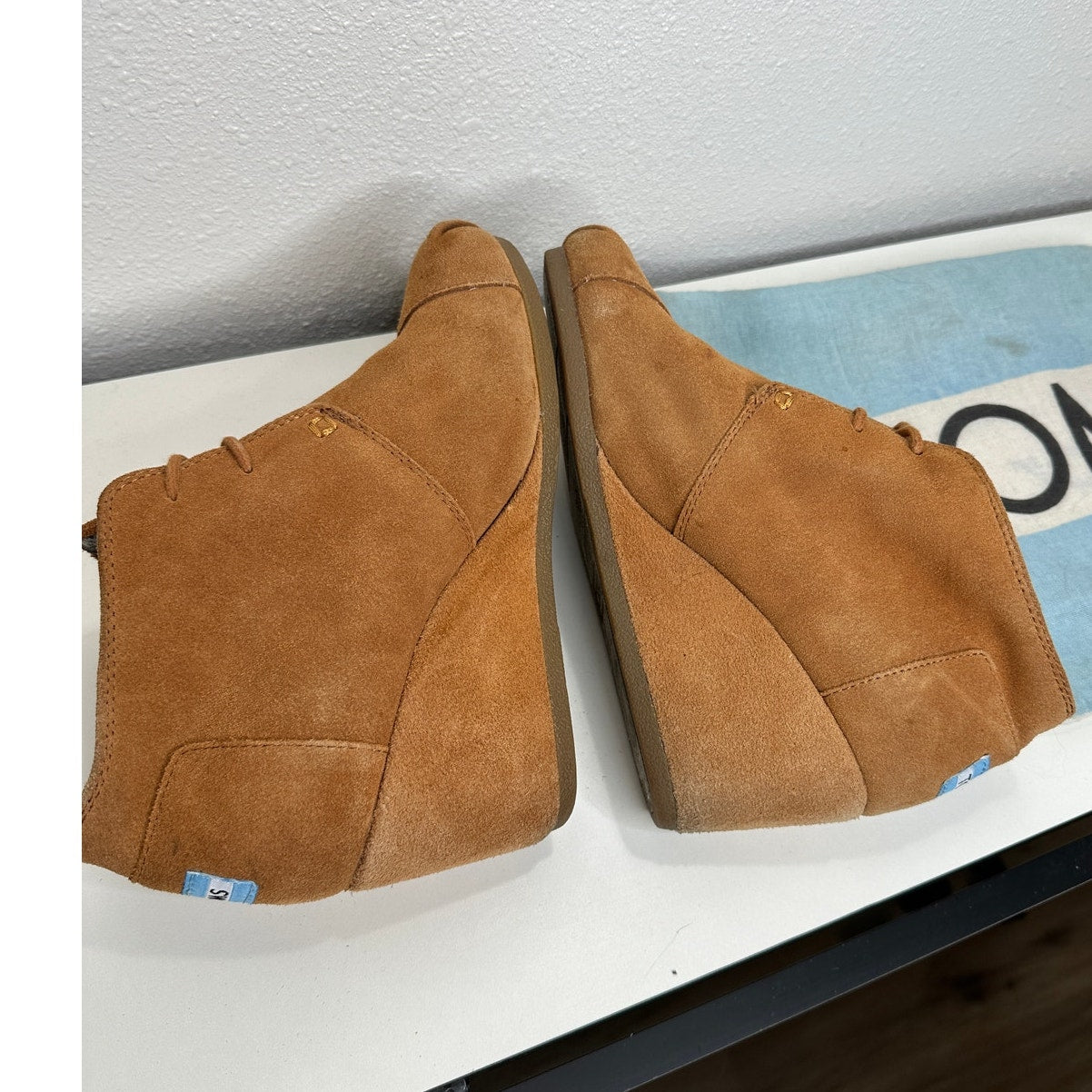 Toms Rust Brown Suede Camel Desert Pleated Toe Wedge Tie Booties 7