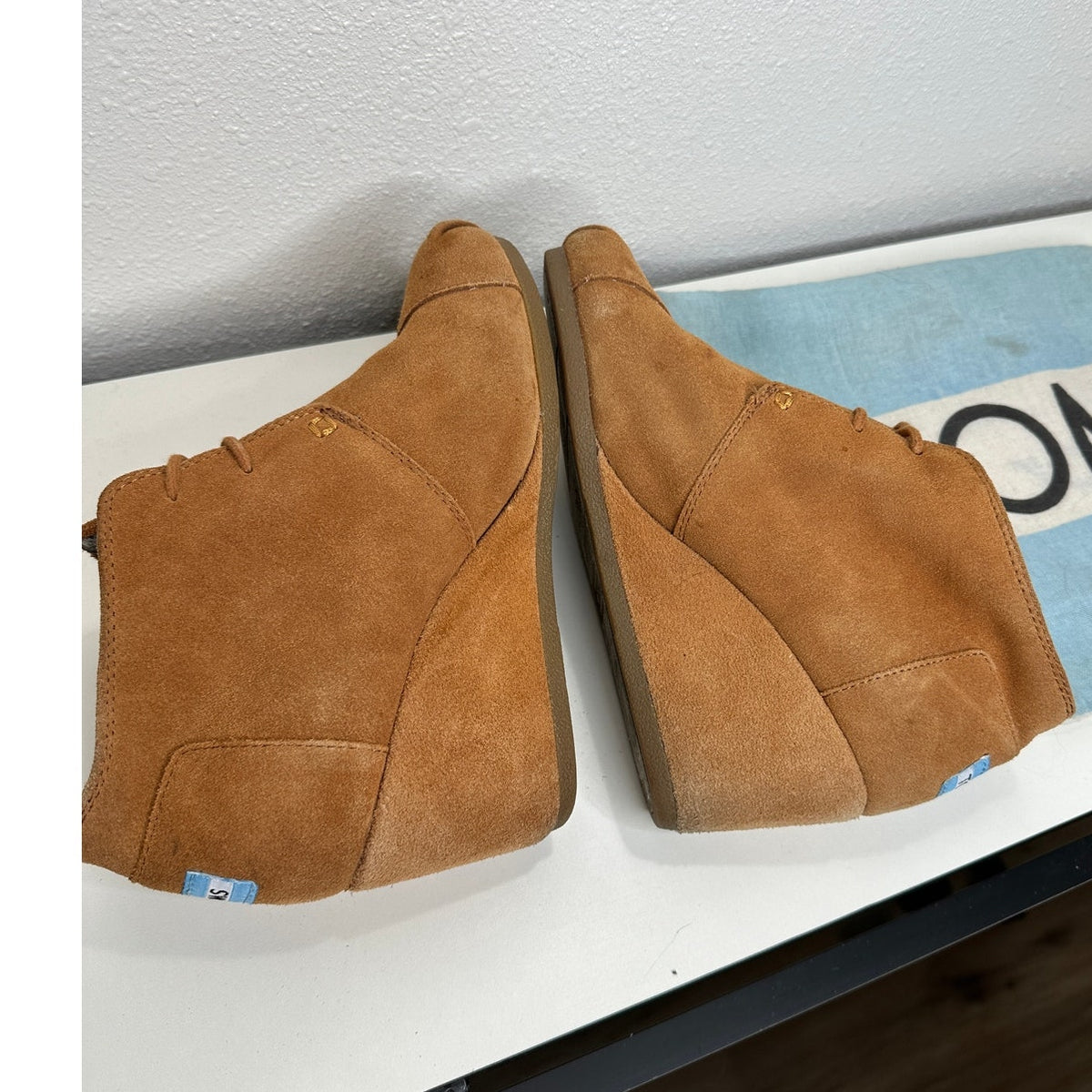 Toms Rust Brown Suede Camel Desert Pleated Toe Wedge Tie Booties 7