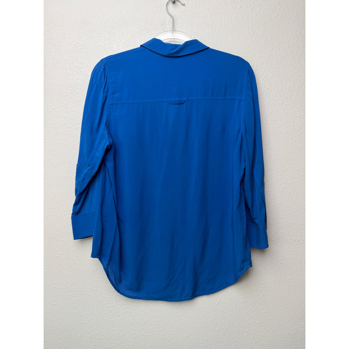 L'AGENCE Blue Button Front Blouse Women M 3/4 Sleeve