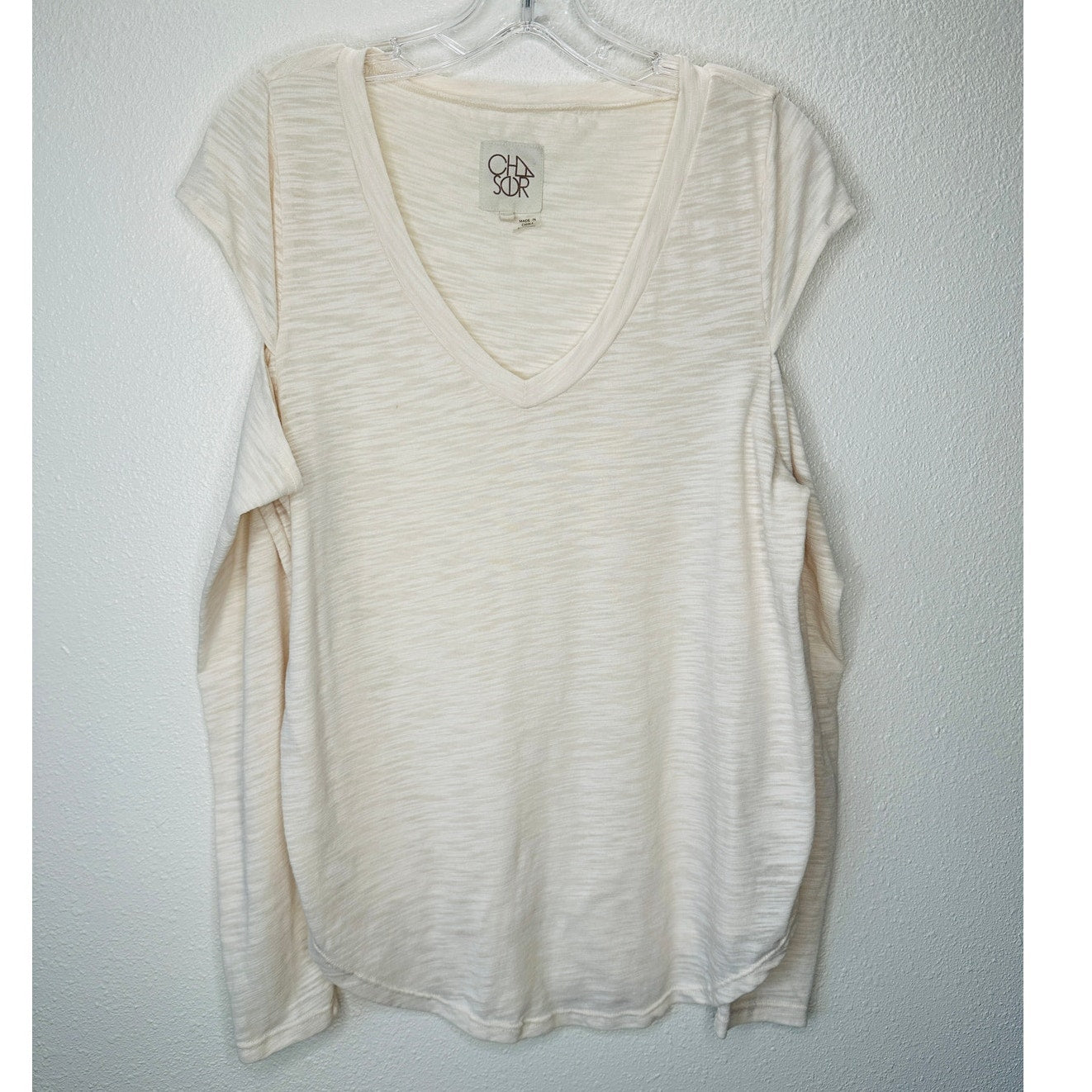 Chaser Cream V-Neck Cold Shoulder Long Sleeve Burnout Top L