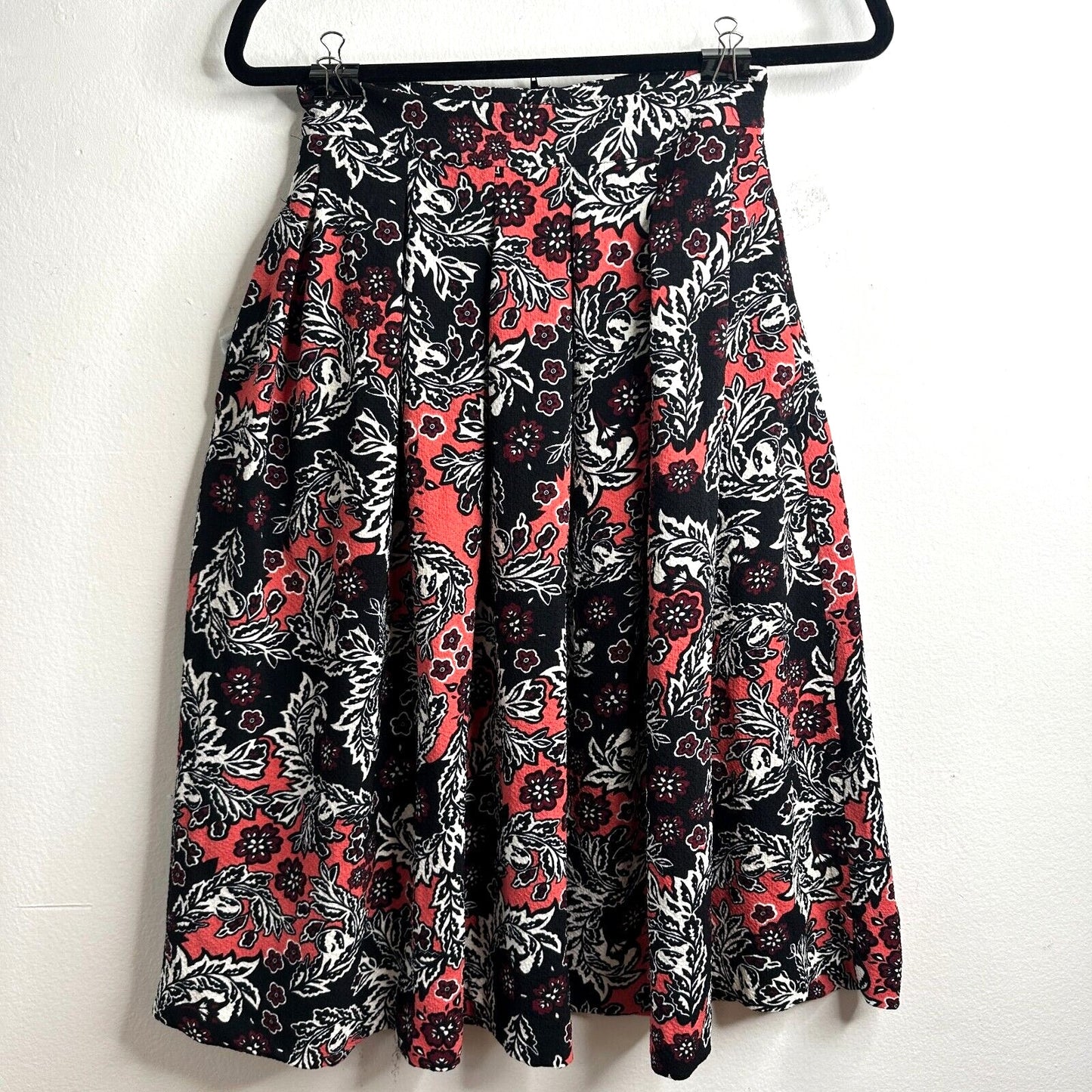 NWT H&M Flare Floral Print Peach Black & White Pleated Midi-Skirt Pockets 2