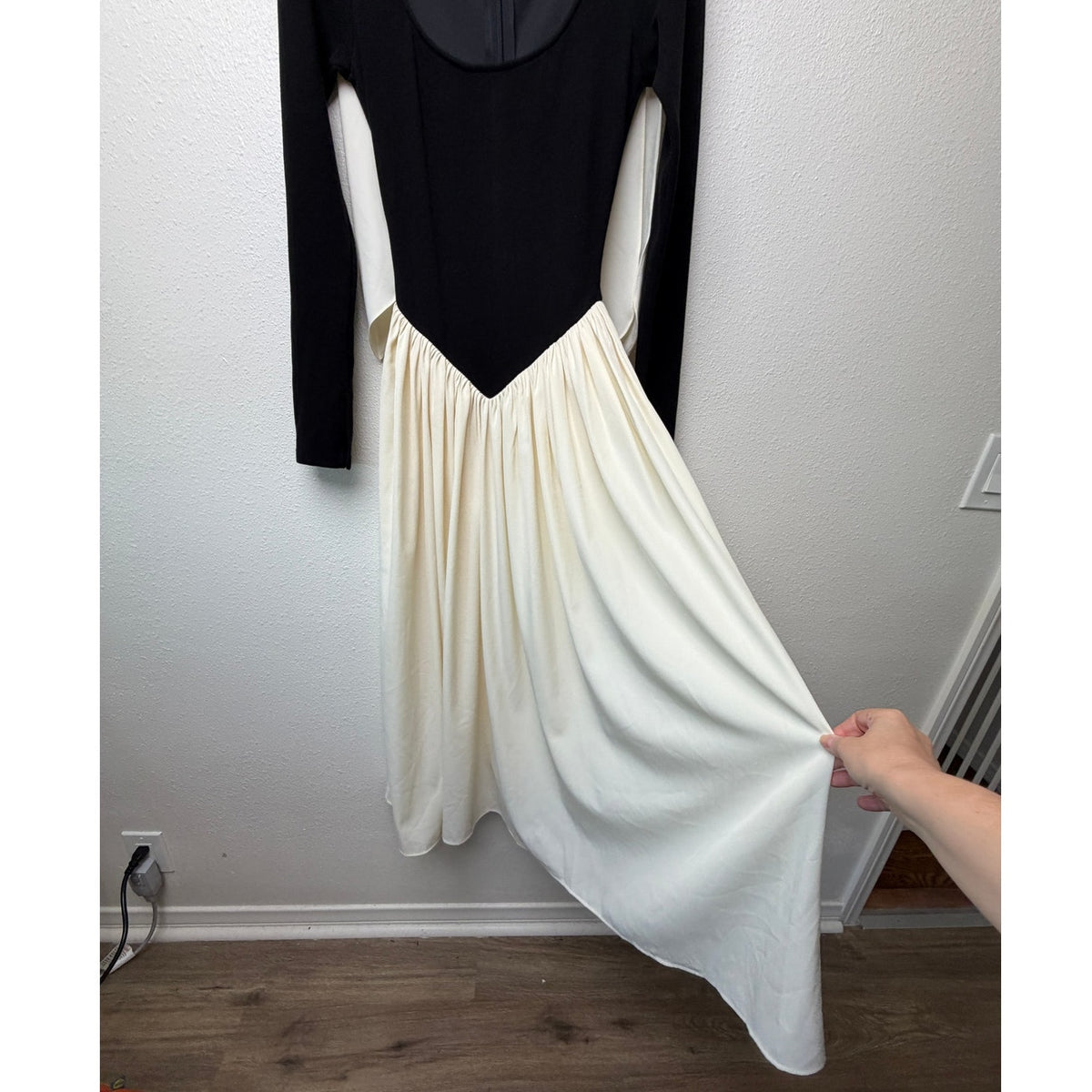 The Bekk Claire Scarf Basque Waist Maxi Dress Black Ivory Women's US S