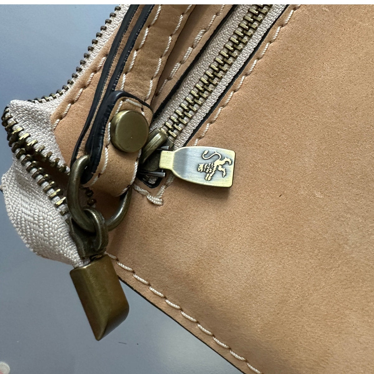 Pratesi Firenze Raggioli 455 Bruce Leather Wristlet Clutch