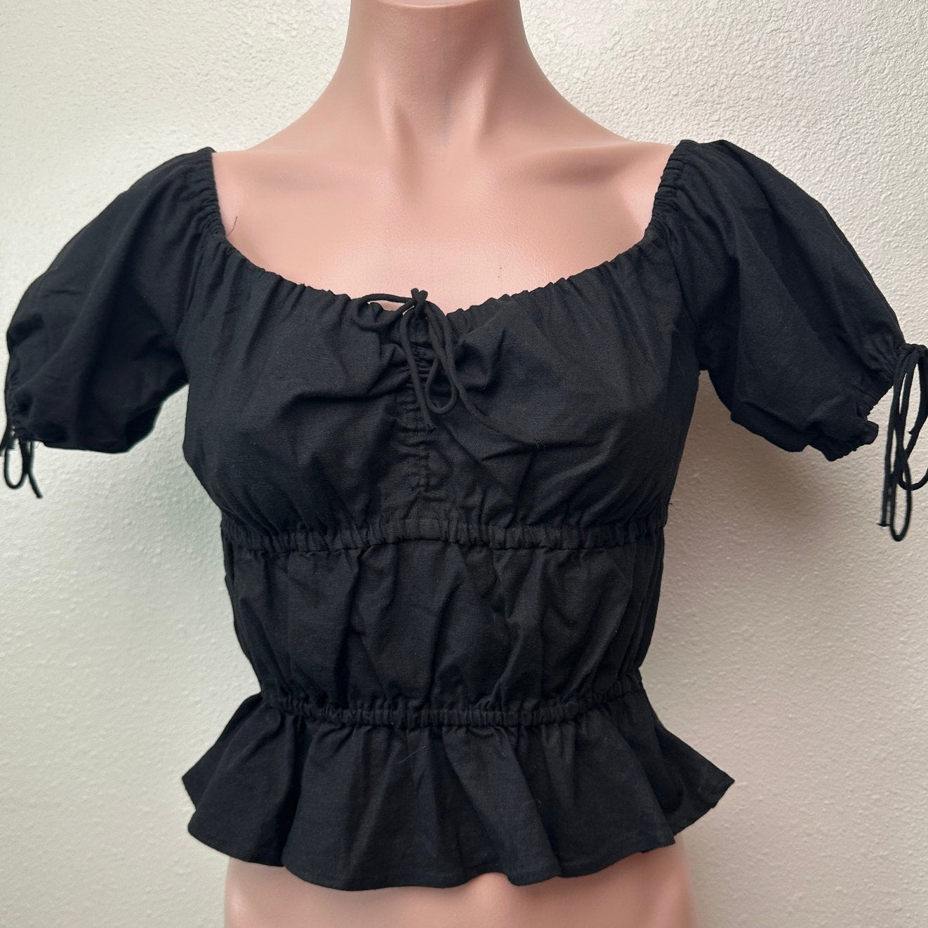 Majorelle Hearst Top Black XS Off Shoulder Puff Sleeve