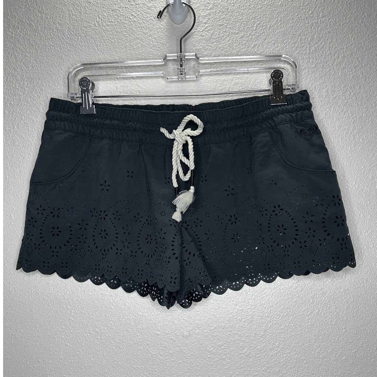 Roxy Black Floral Laser Cut Scalloped Edge Tie Waist Shorts S