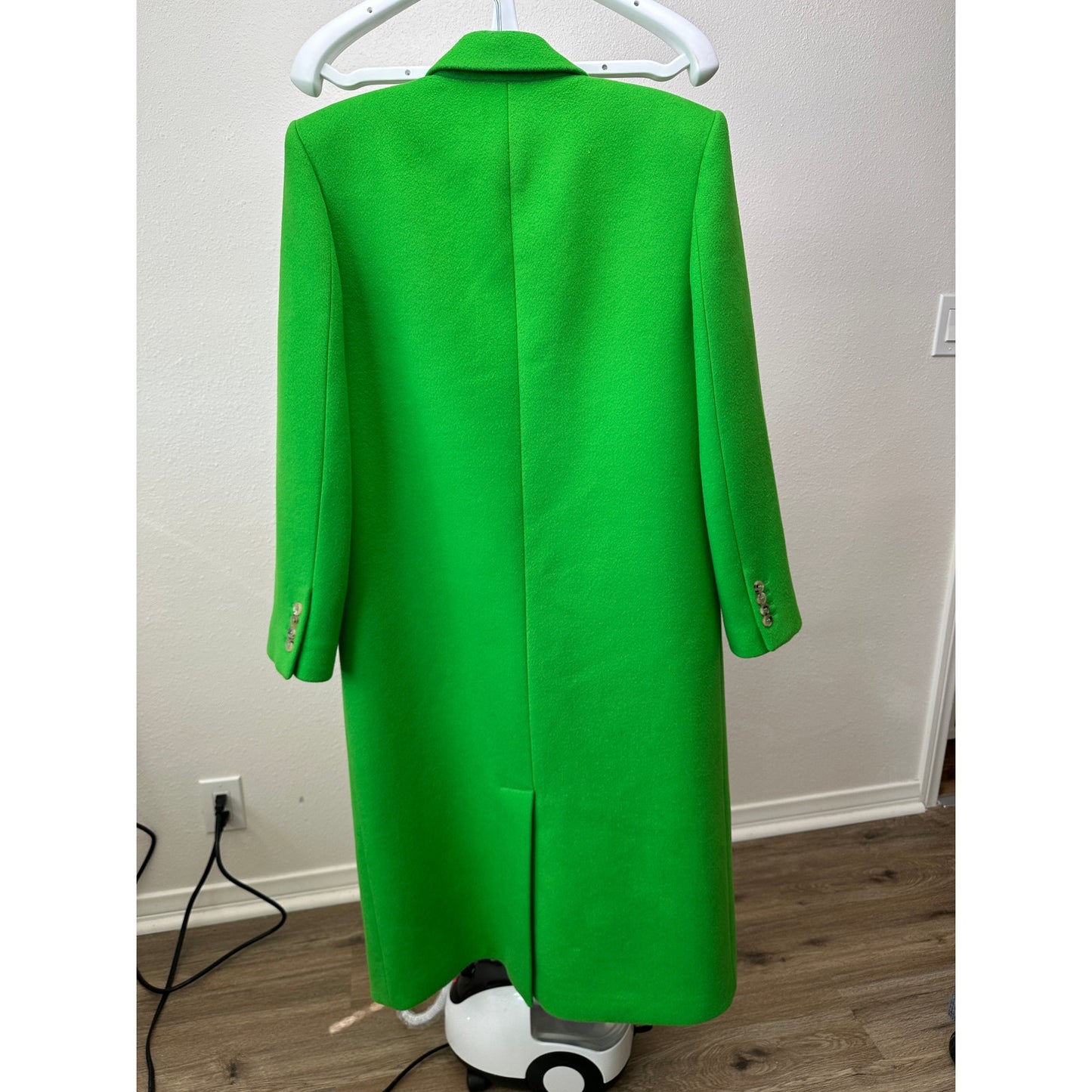 Alexander McQueen Lime Green Fitted Wool Coat Made in Italy 8