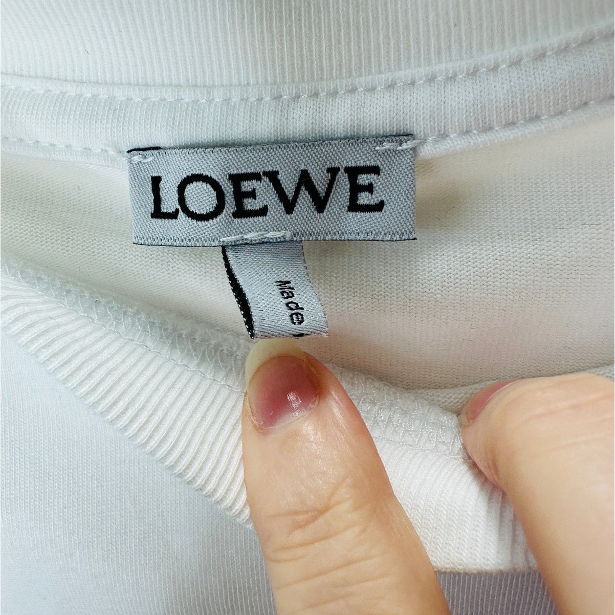 Loewe White Short Sleeve Cream Embroidered Logo Graphic Tee S