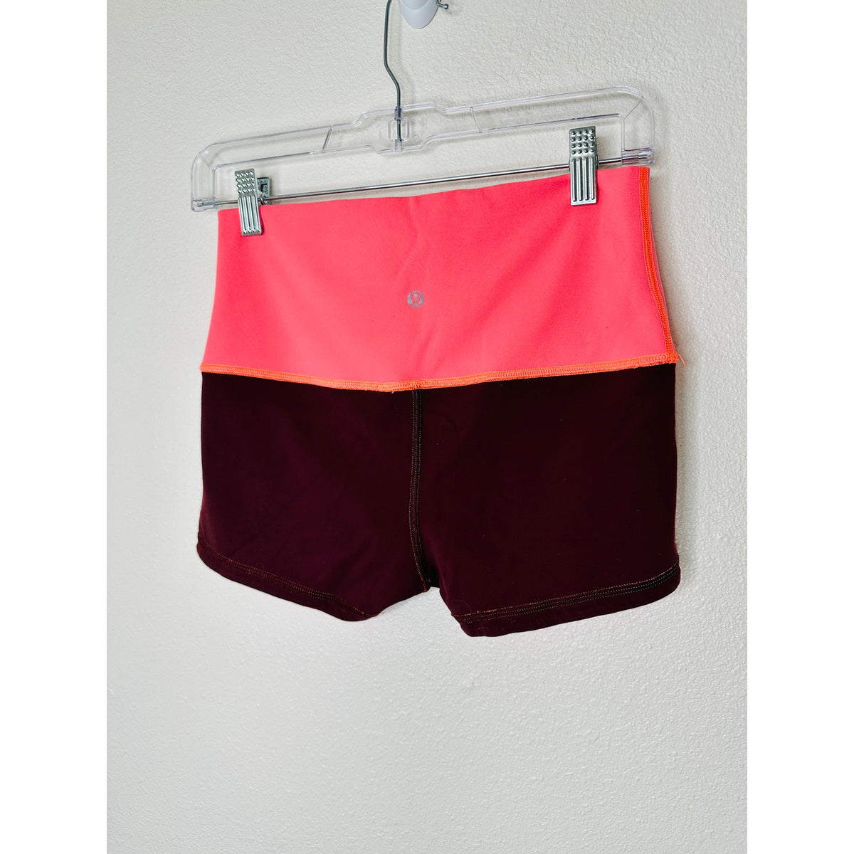 Lululemon Peach Bordeaux Reversible Sweat Wicking Boogie Short Shorts 2