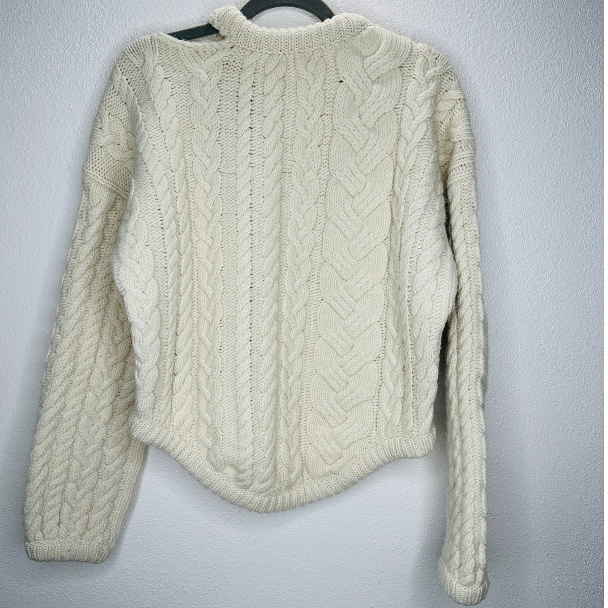 Tempest & Bentley Cream Chunky Knit 100% Wool Long Sleeve Sweater M