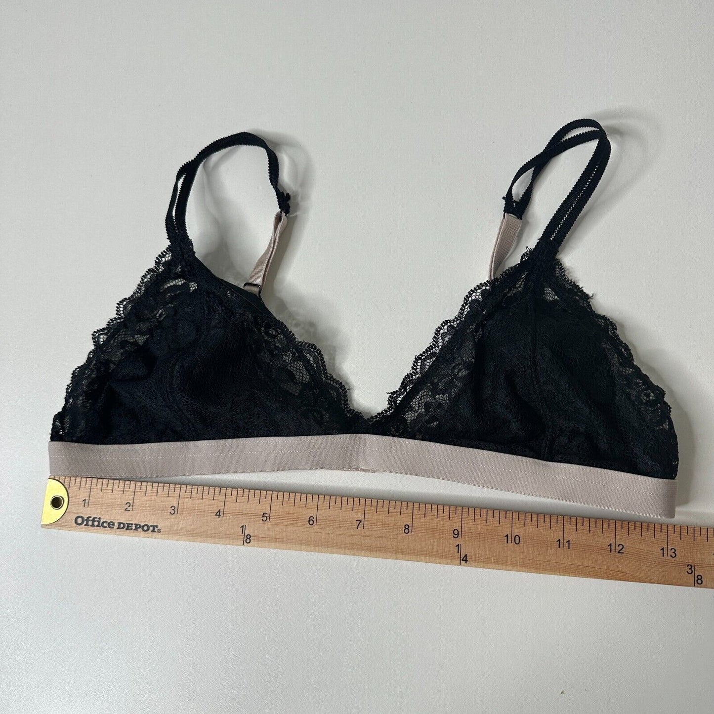 Black With Nude Edging Triangle Lace Bralette Adj Straps Hook & Eye Close Large