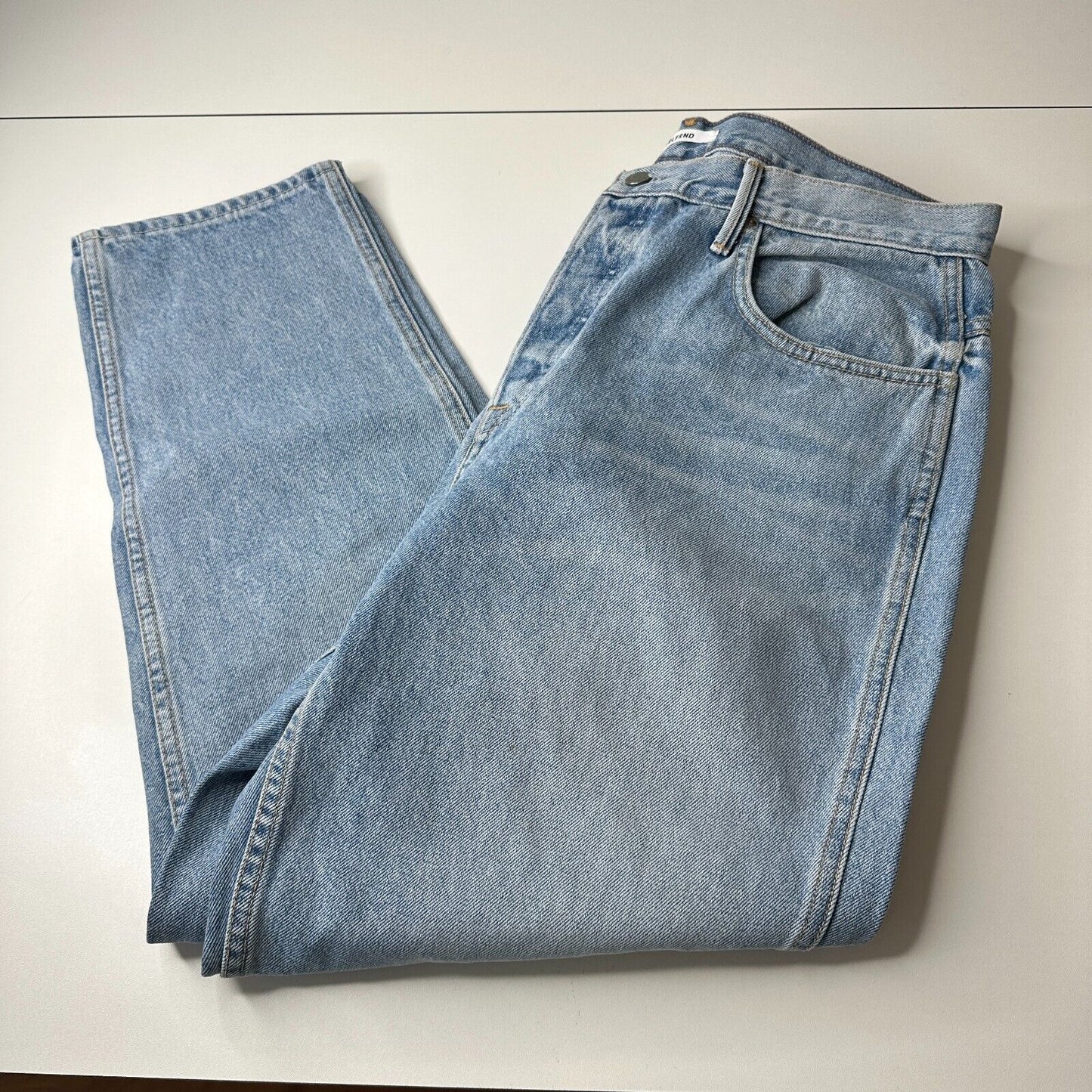 GRLFRND Dree Light Wash In My Time Crop Jean Hidden Button Fly Straight Leg 31