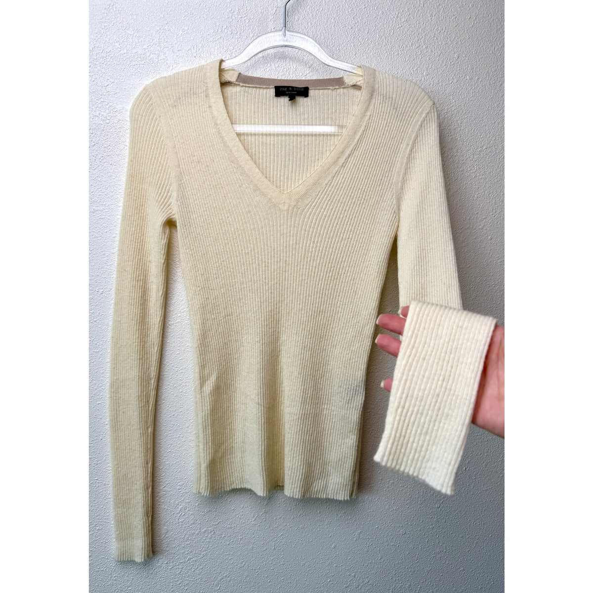 Rag & Bone Ribbed V Neck Sweater Women US S Cream