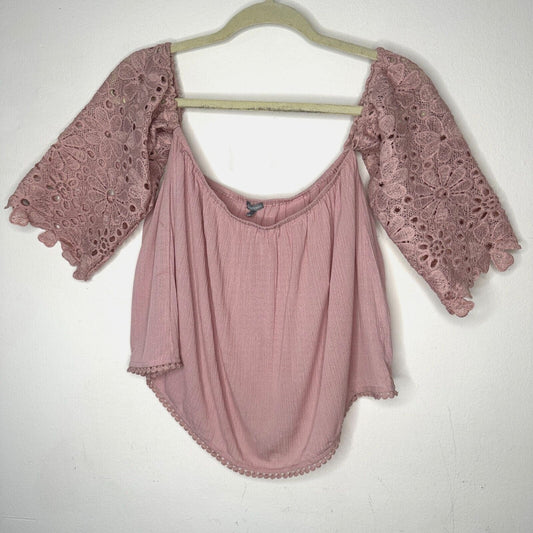 Charlotte Russe Dusty Pink Off Shoulder Eyelet Short Sleeve CropTop Blouse Small