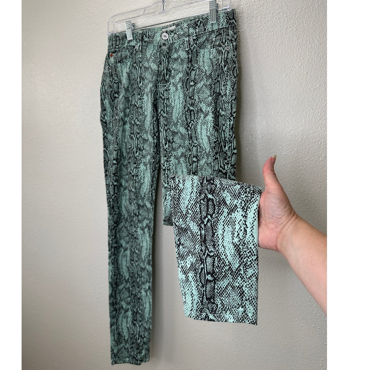 Hudson Aqua Teal & Black Snakeprint Nico Super Skinny Midrise Jean 26