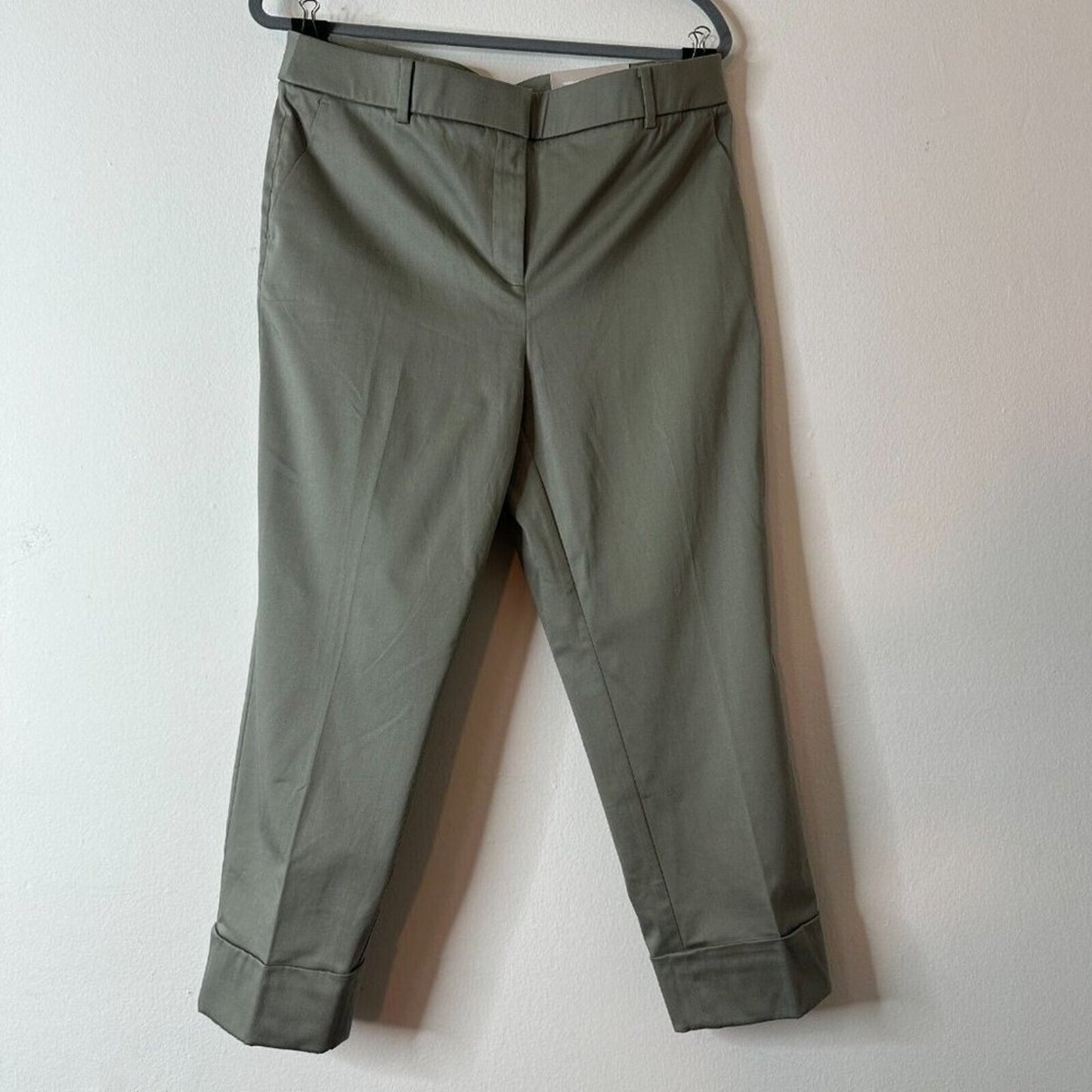NWT Chico's Secret Stretch Straight Leg Cuffed Crop Pant Vetiver Olive Gray 10