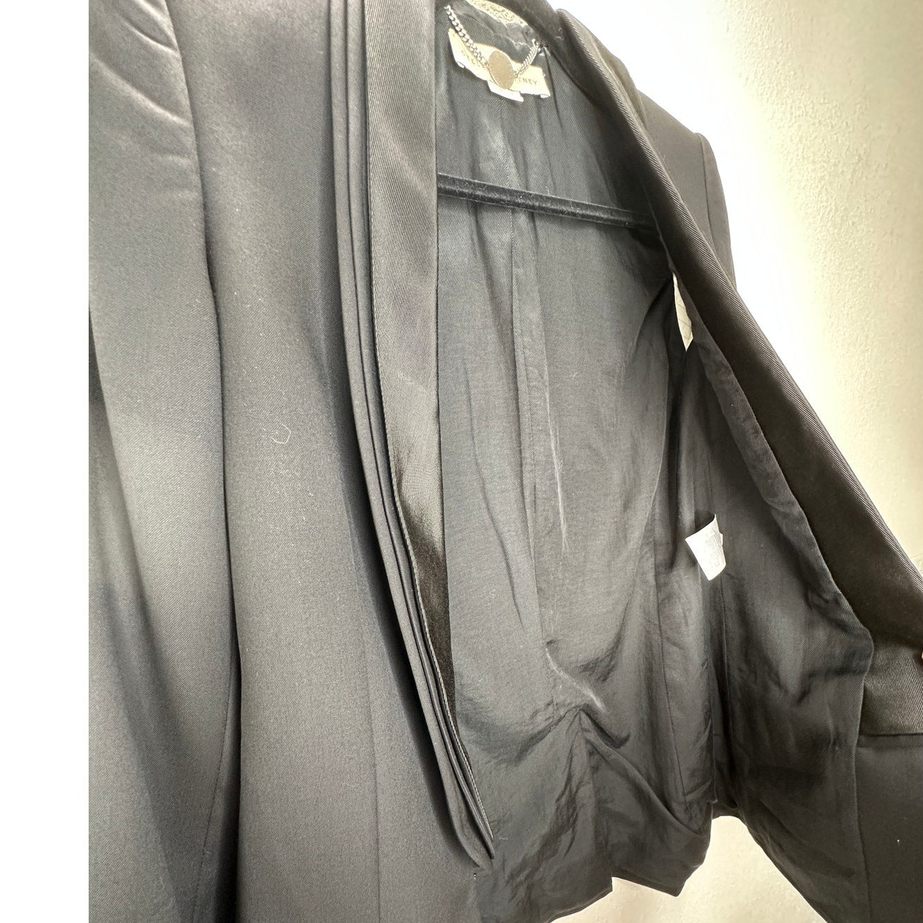 Stella McCartney Black Triple Pleat Satin Lapel Tuxedo Blazer 40 / 10