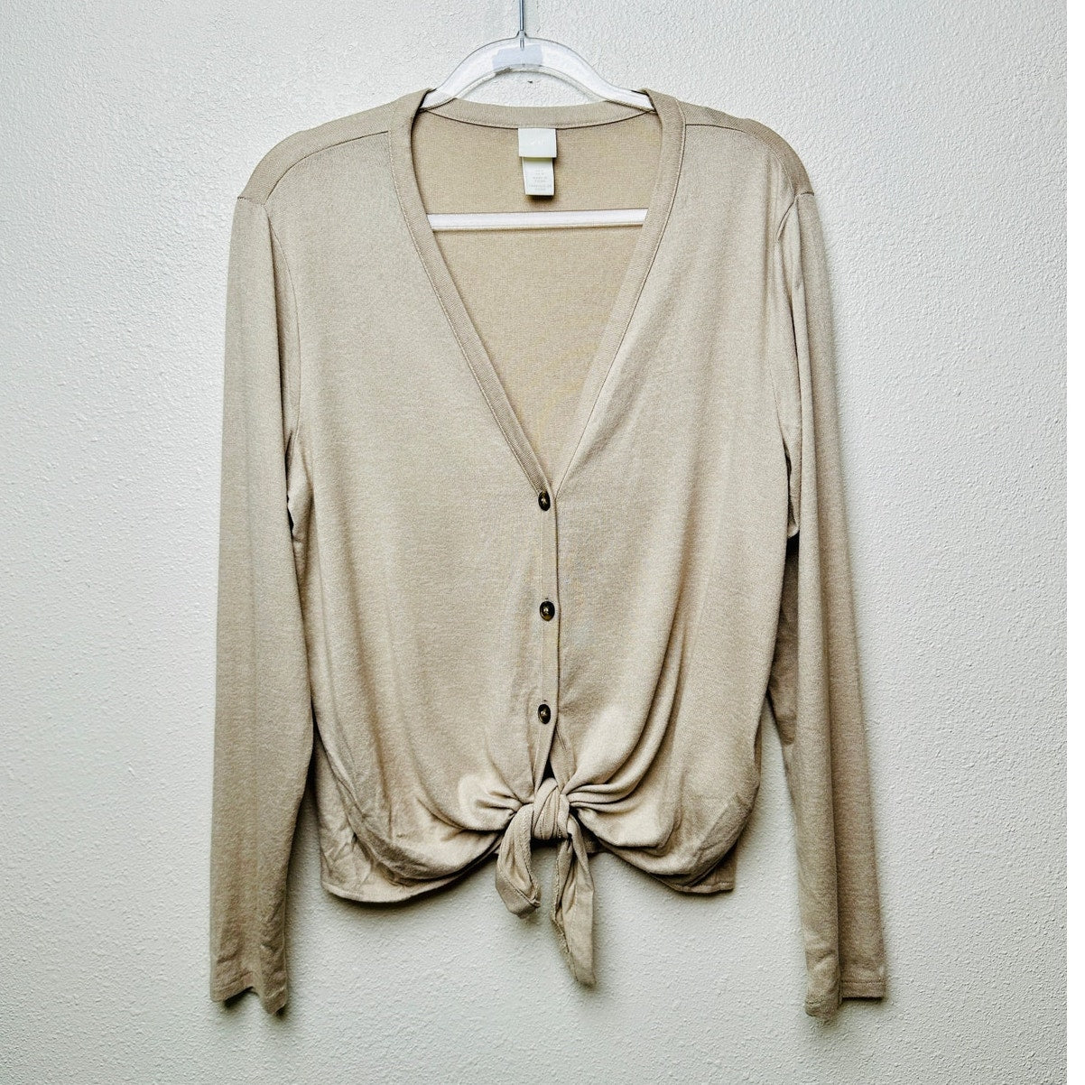 H&M Tan V-Neck Tie-Front Button Cardigan Sweater Women’s L