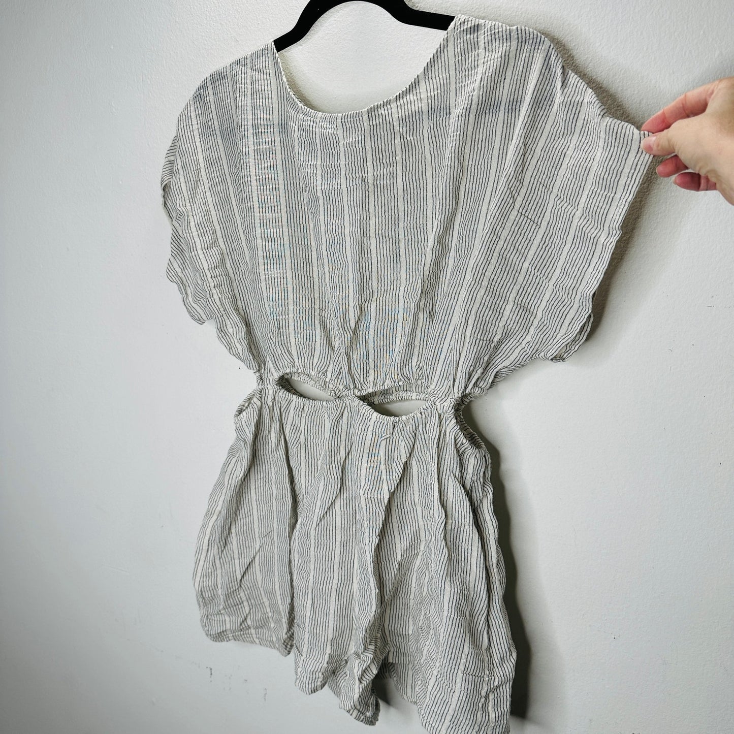 NWT Miou Muse Cream Black Striped Cutout Romper Small Linen Beach Resort Boho