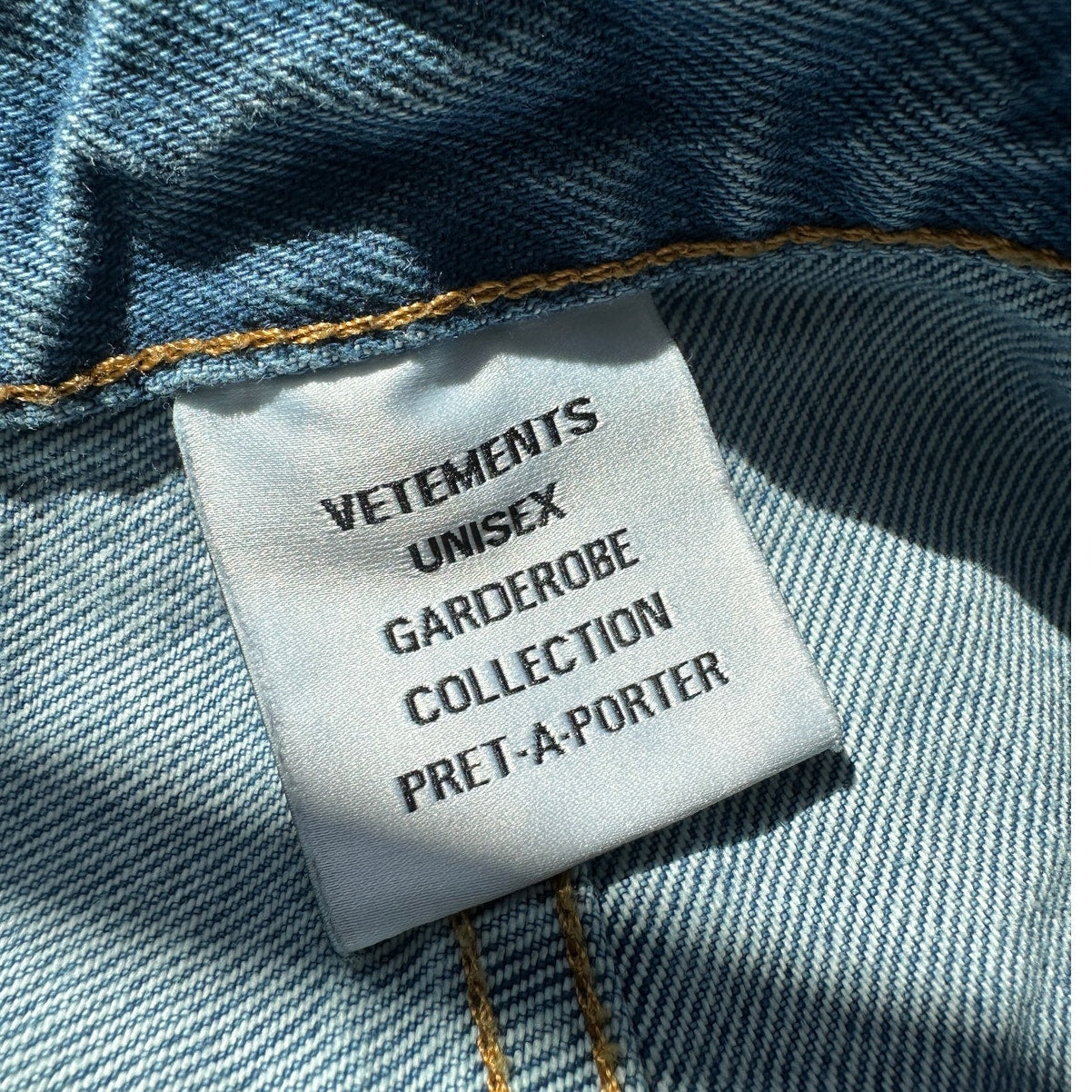 Vetements Unisex Jeans L High Waist Extra Wide Leg