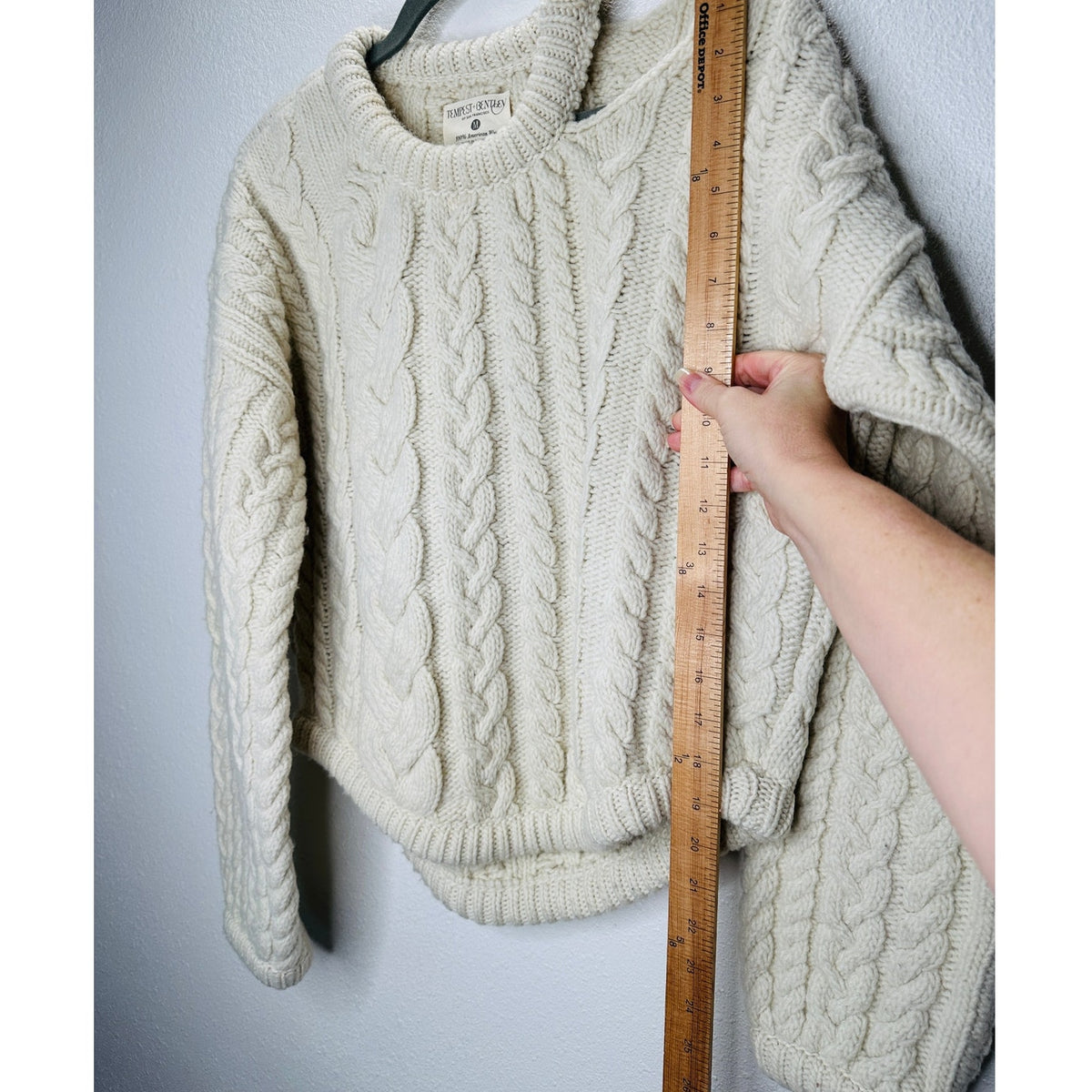 Tempest & Bentley Cream Chunky Knit 100% Wool Long Sleeve Sweater M