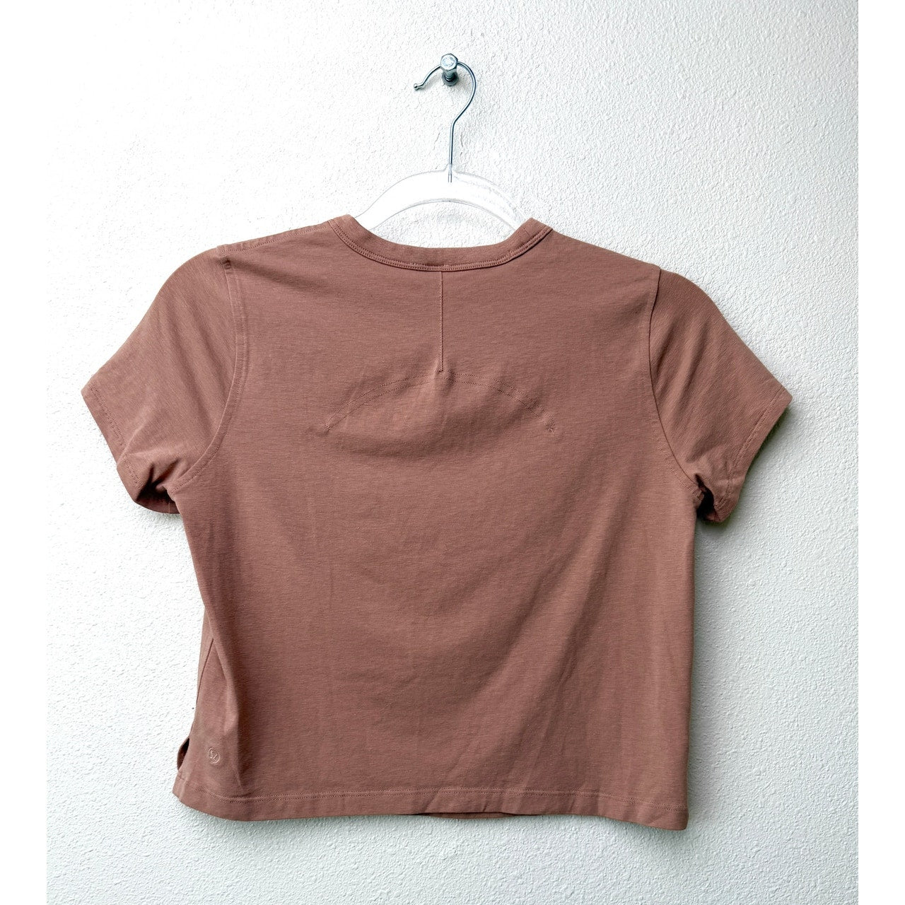 Lululemon Tan Cropped Tee Women 2 Cotton Blend