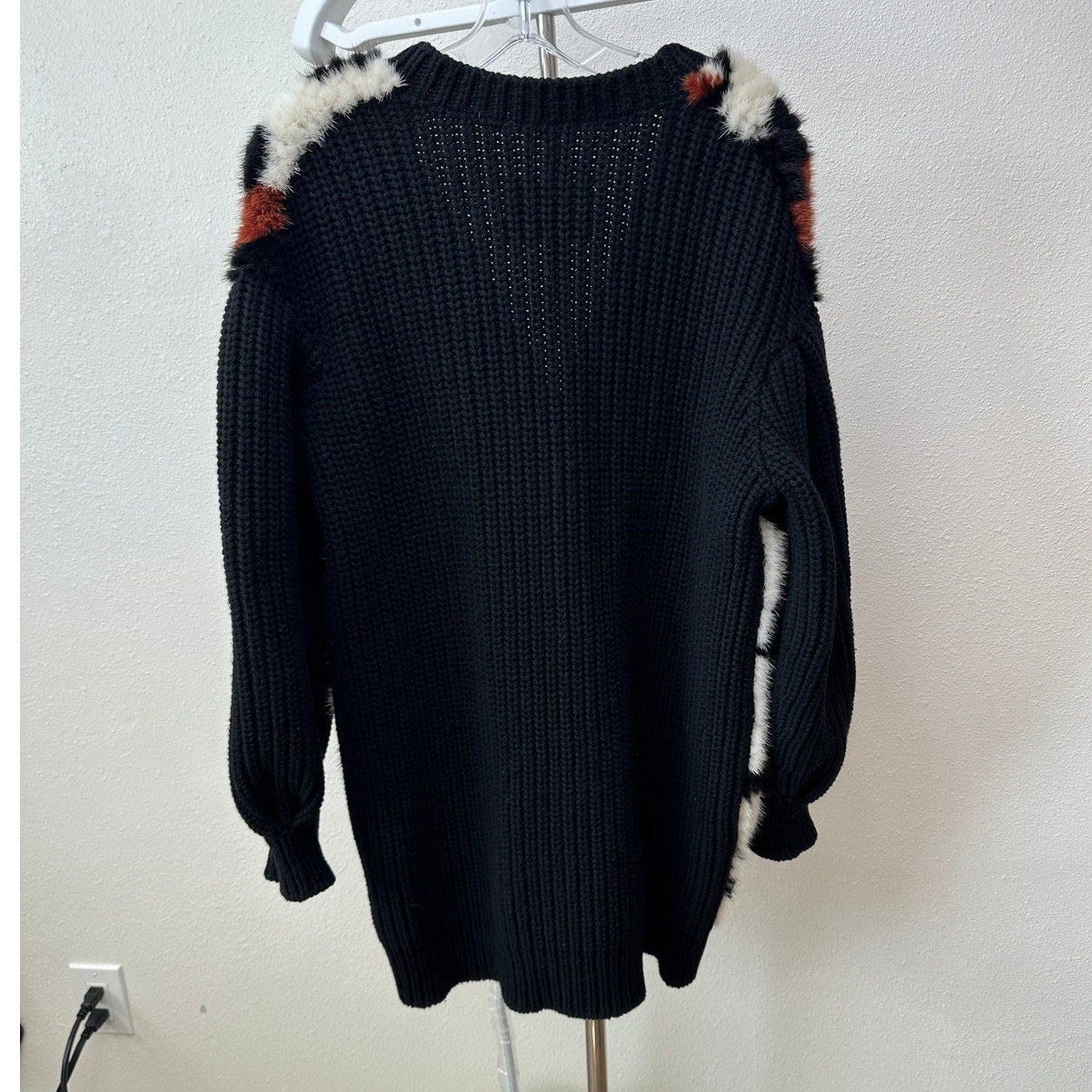 Fendi Black Chunky Balloon-Sleeve Cashmere and Mink Fur Animal Print Sweater 6