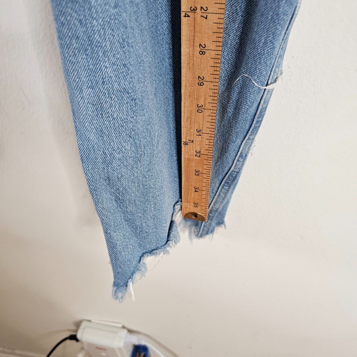 We The Free Medium Blue Wash Button-Fly Distressed Raw Hem Straight Crop Jean 28