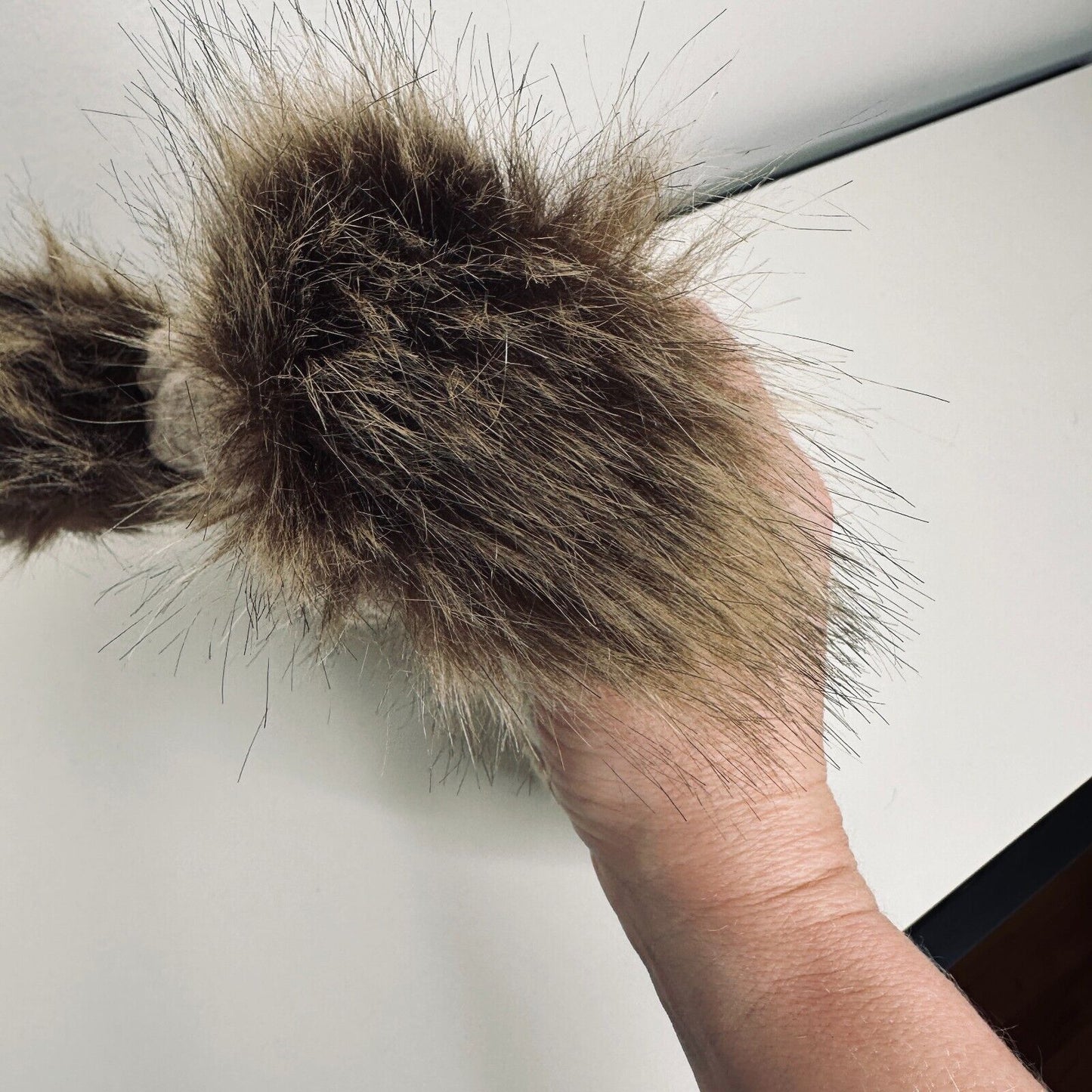 Arctic Paw Tan Cream Lined Thick Cable Knit Beanie 2 Brown Faux Fur Pom Poms OS