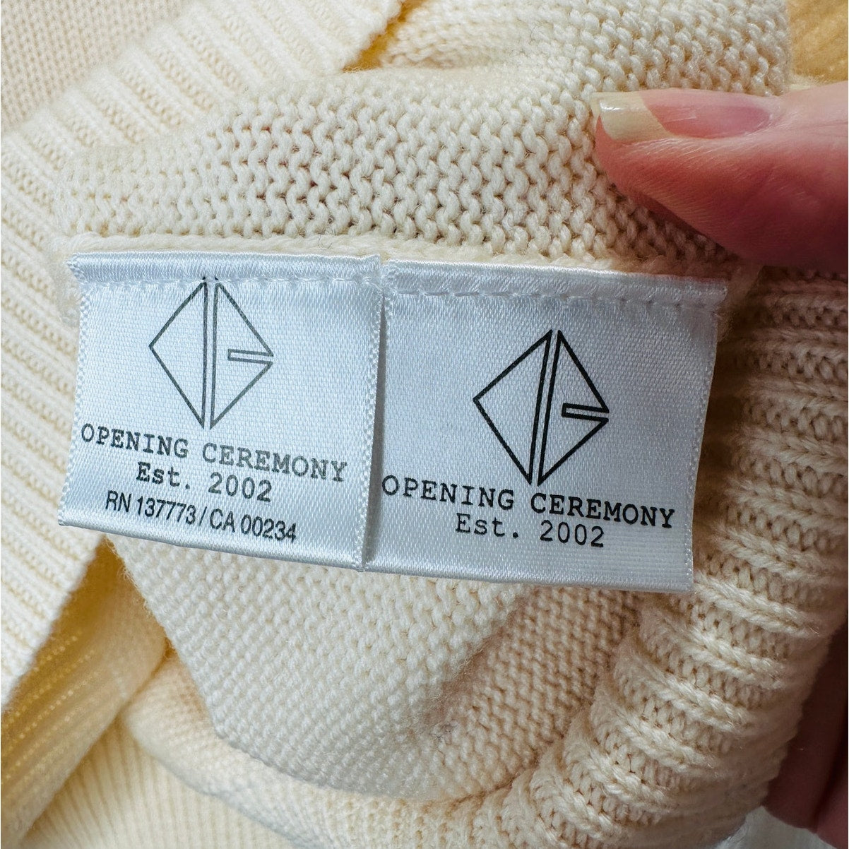 Opening Ceremony Butter Cream Crew Neck Cat Motif Sweater L