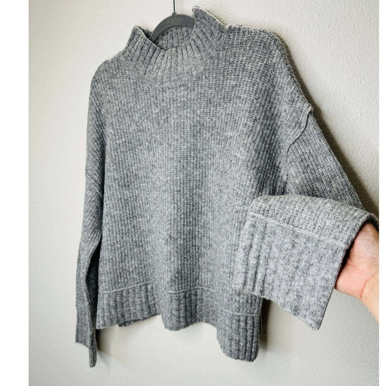 The Workshop Gray Keepin It Cozy Knit Boxy Long Sleeve Sweater M
