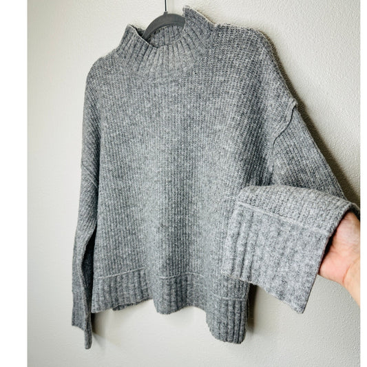 The Workshop Gray Keepin It Cozy Knit Boxy Long Sleeve Sweater M