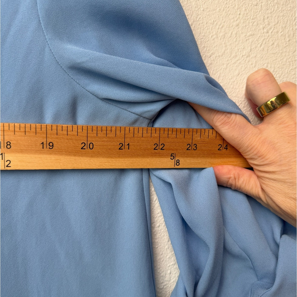 Karen Kane Light Blue Hi-Low Layered V-Neck Roll Tab Blouse Size L