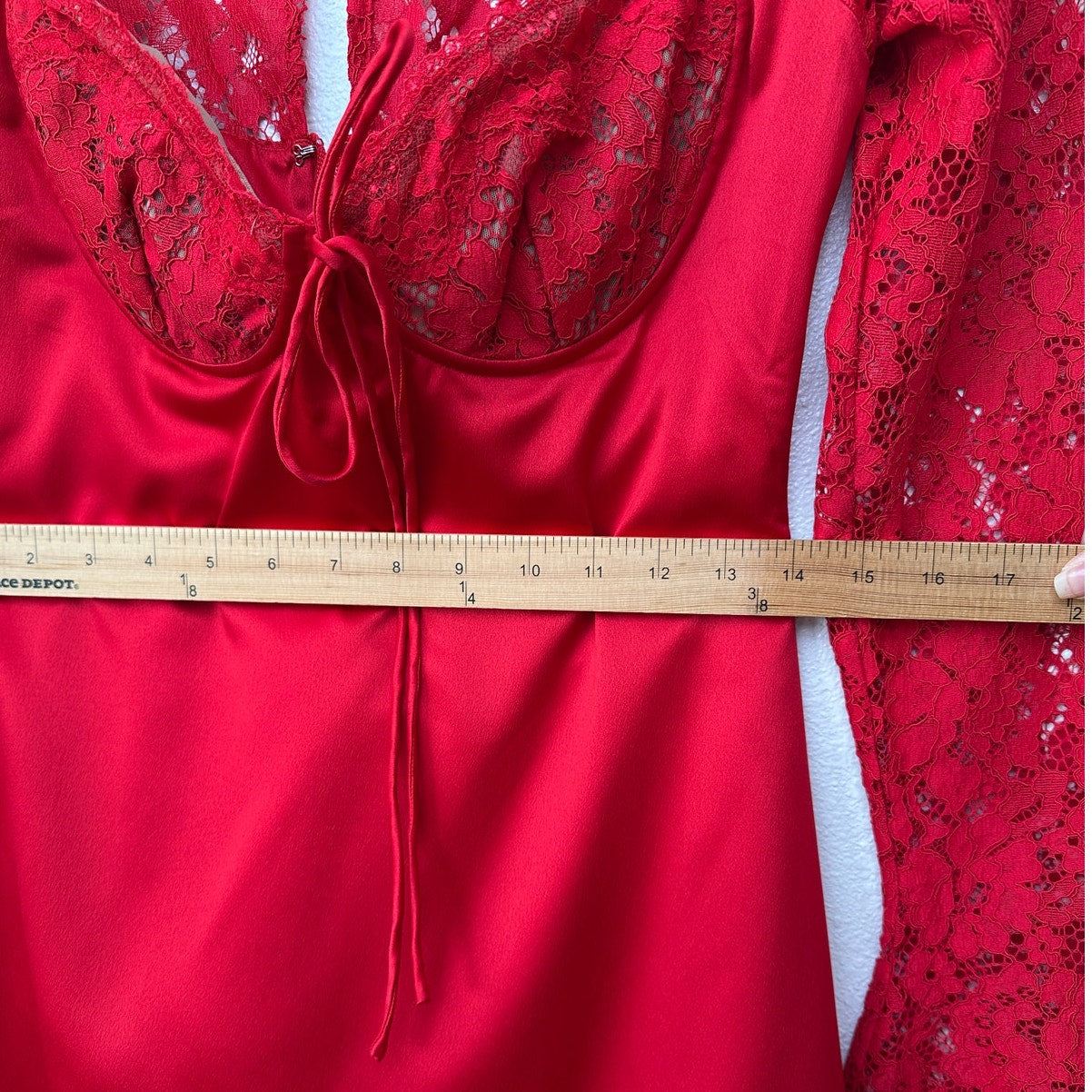 NWT House of CB Jennica Red Lace Sleeve Bustier Satin Mini Dress M