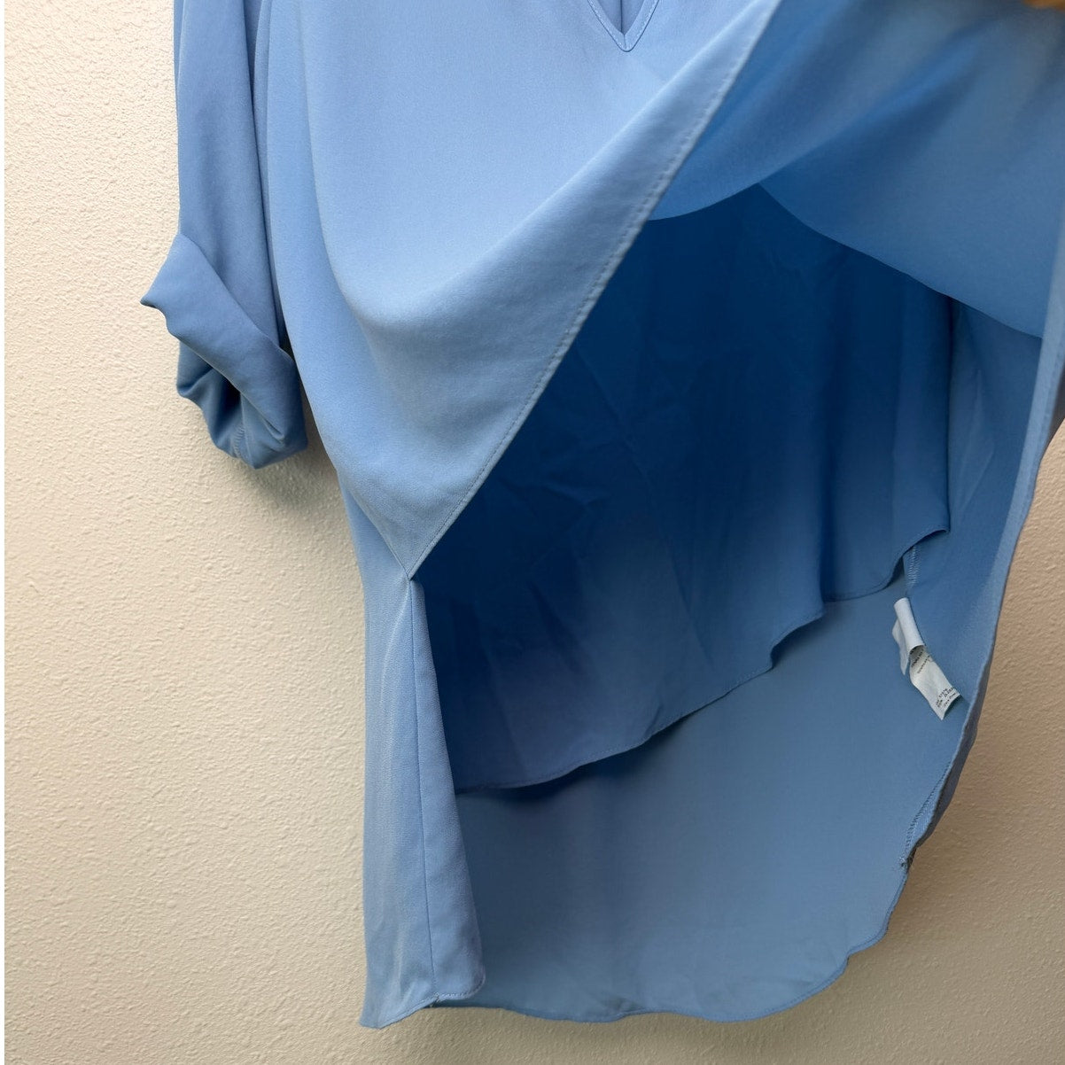 Karen Kane Light Blue Hi-Low Layered V-Neck Roll Tab Blouse Size L