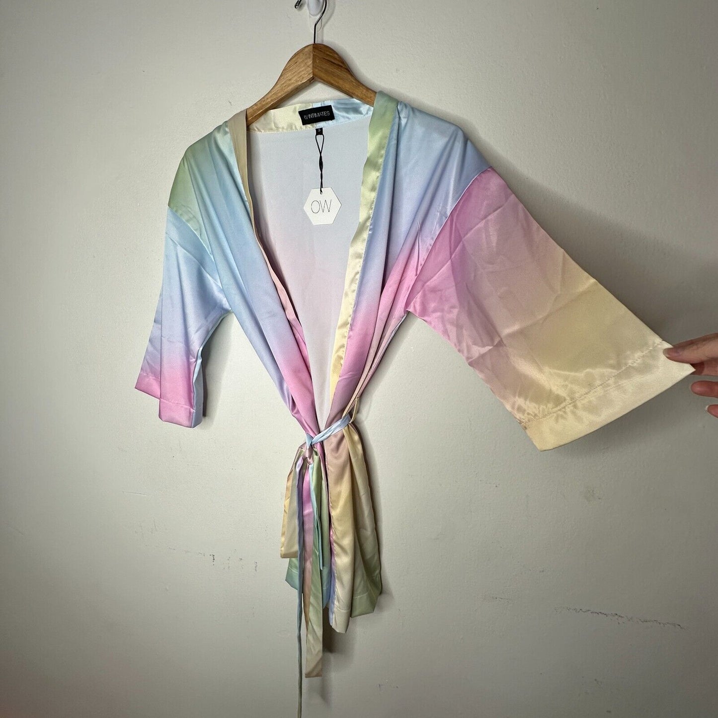 NWT OW Intimates Pastel Rainbow Kimono Open Satin Style Tie Waist Robe Small