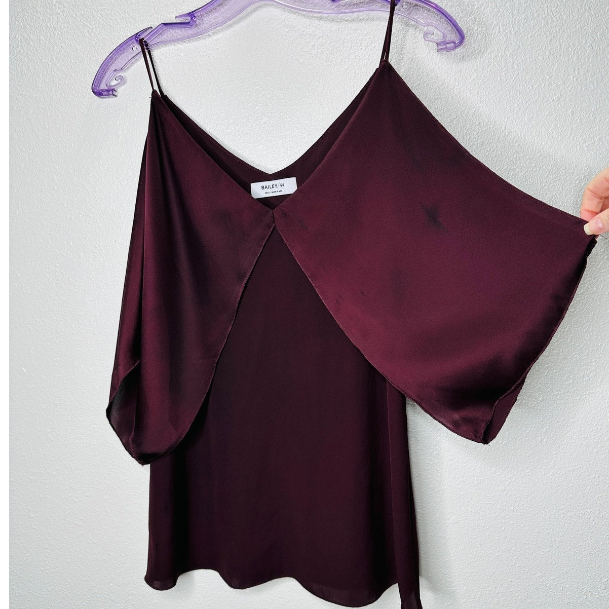 Bailey 44 Kate Burgundy Cold Shoulder Strappy V-Neck Blouse S