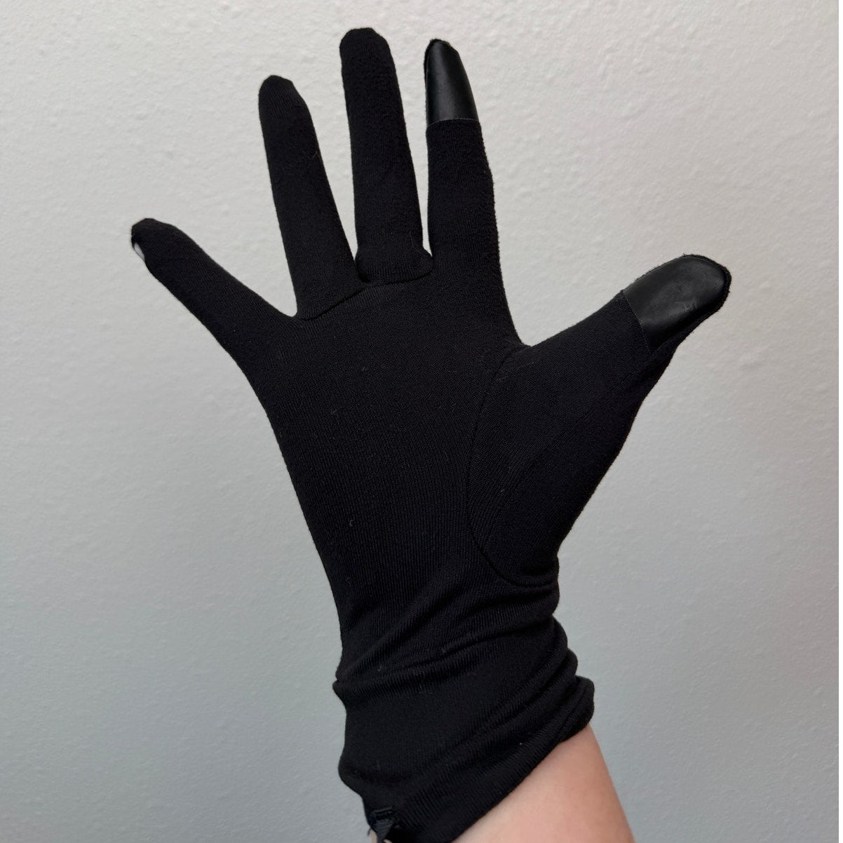 Lululemon Run Gloves Black Women's Workout Gloves