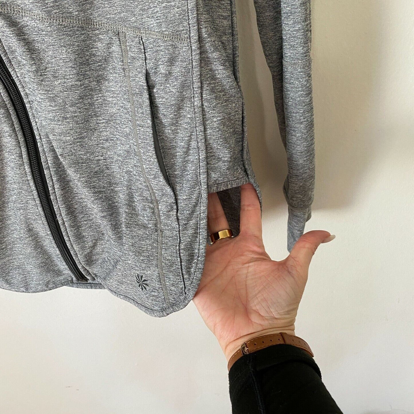 Athleta Med Gray Baja UPF 50+ Hooded Zip Jacket with Thumb Holes Arm Pockets XXS