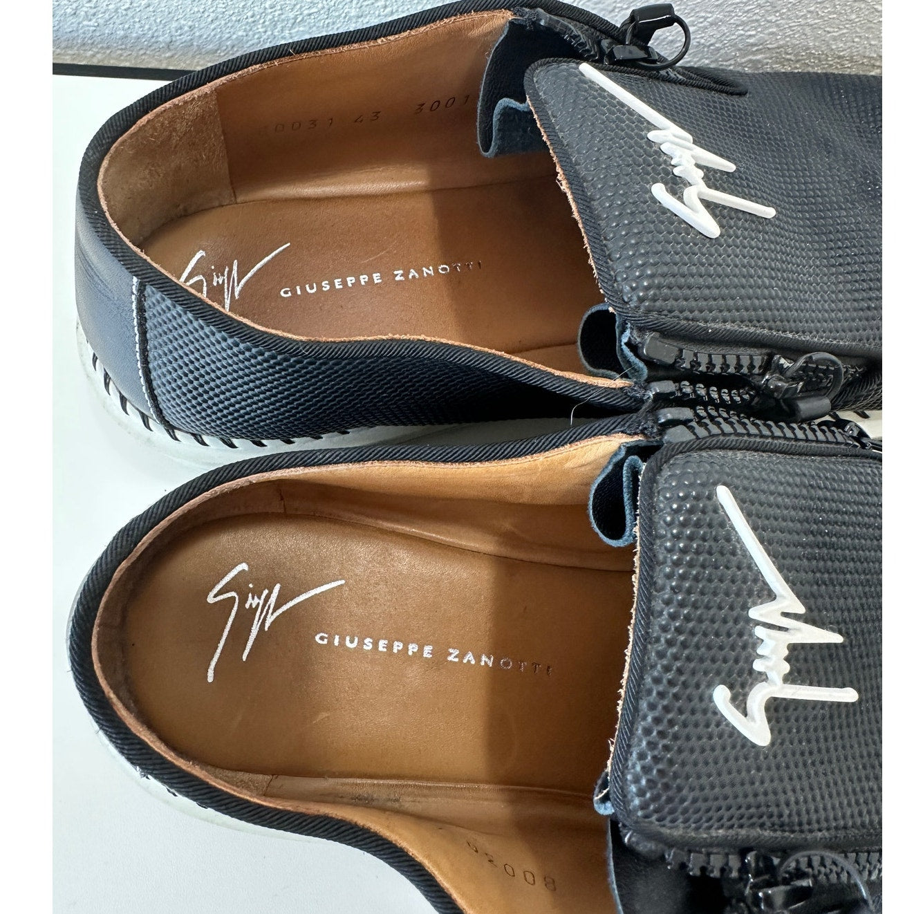 Giuseppe Zanotti Ron Costner Sneaker Black Leather Embossed Cream Side Zip 43 / 10