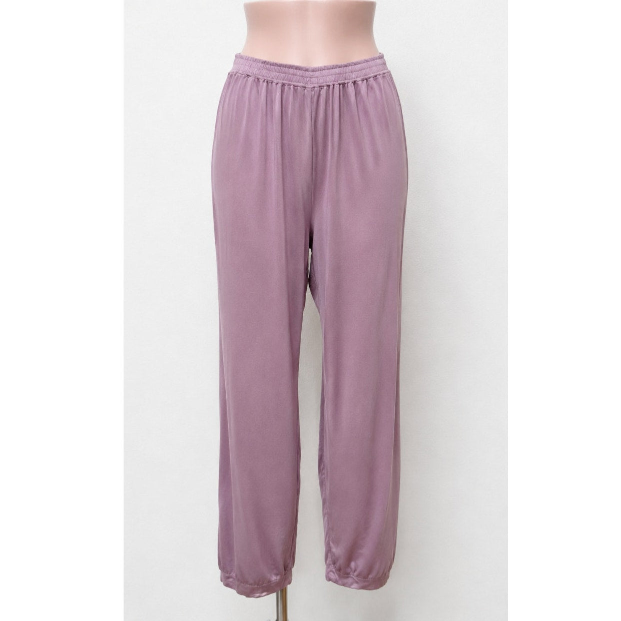 Light Purple Shimmer Satin Pocketed Elastic Waist Jogger style Pants Small