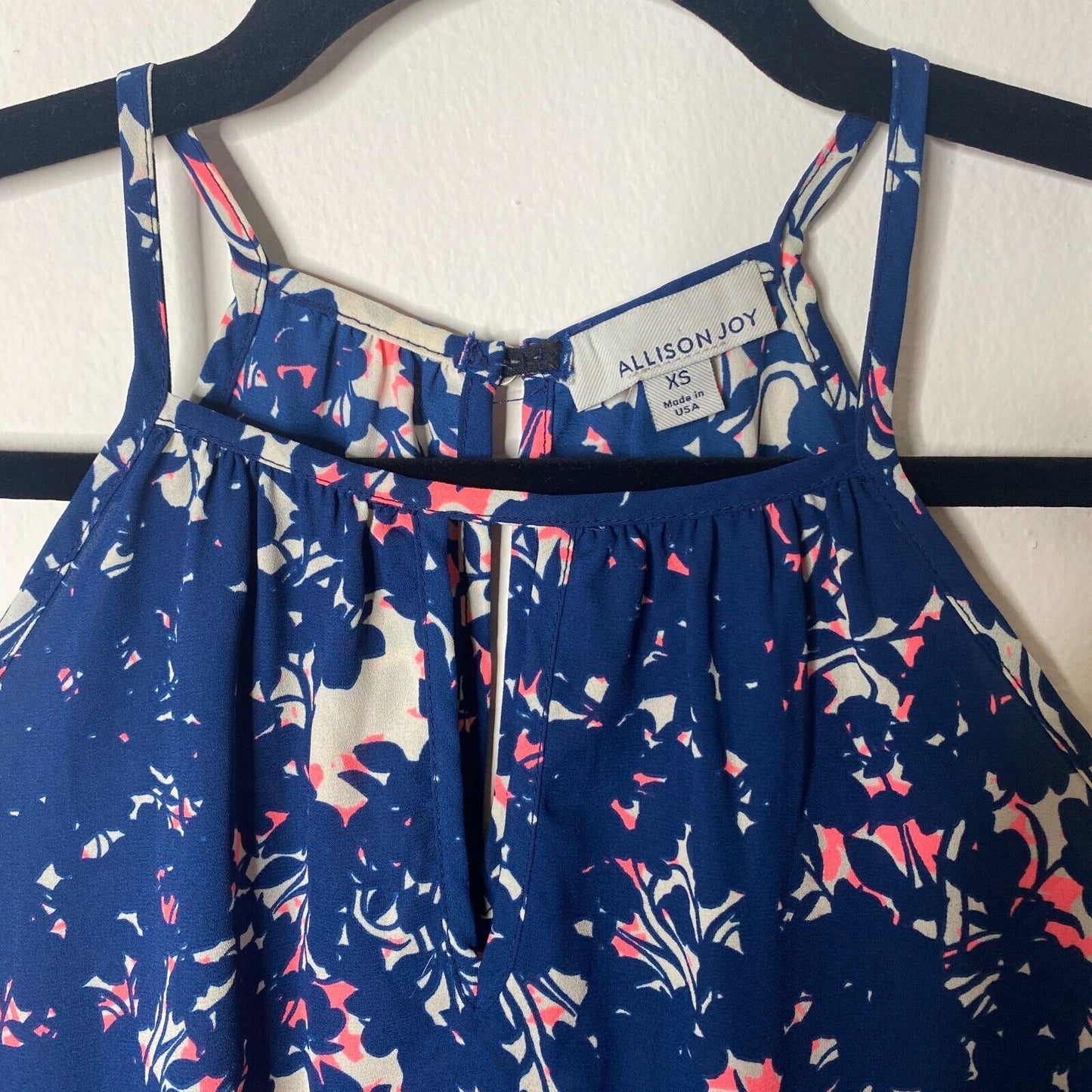 Allison Joy Cassidy Tank Navy Pink Keyhole VNeck Sleeveless Back Button XS