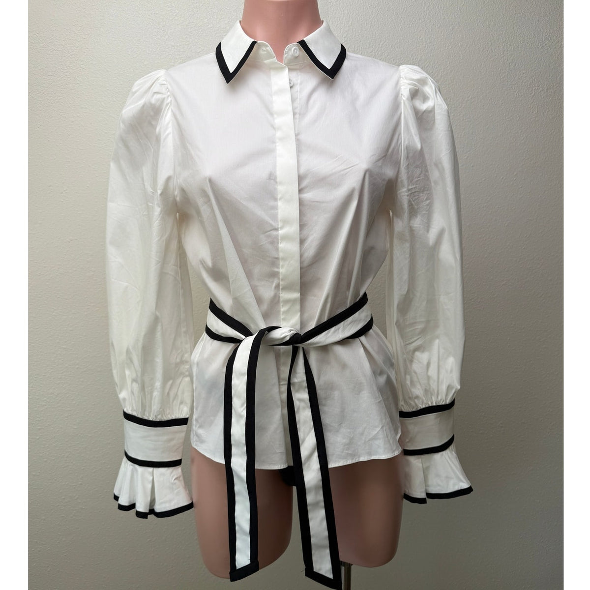 Alice + Olivia White Black Bow Tie Blouse Women S