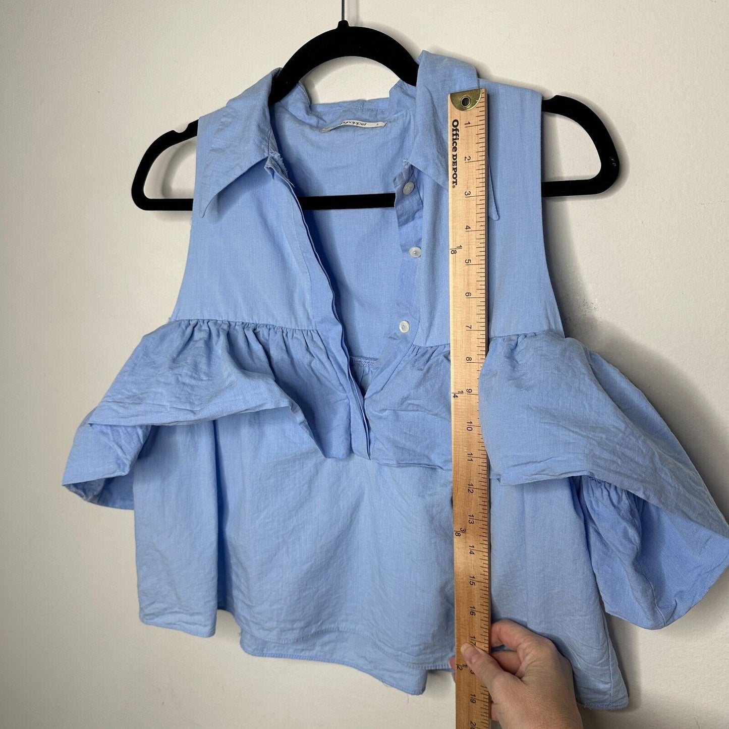 Chic Light Denim Blue Ruffled Cold Shoulder Half Front Button Flowy Blouse Small