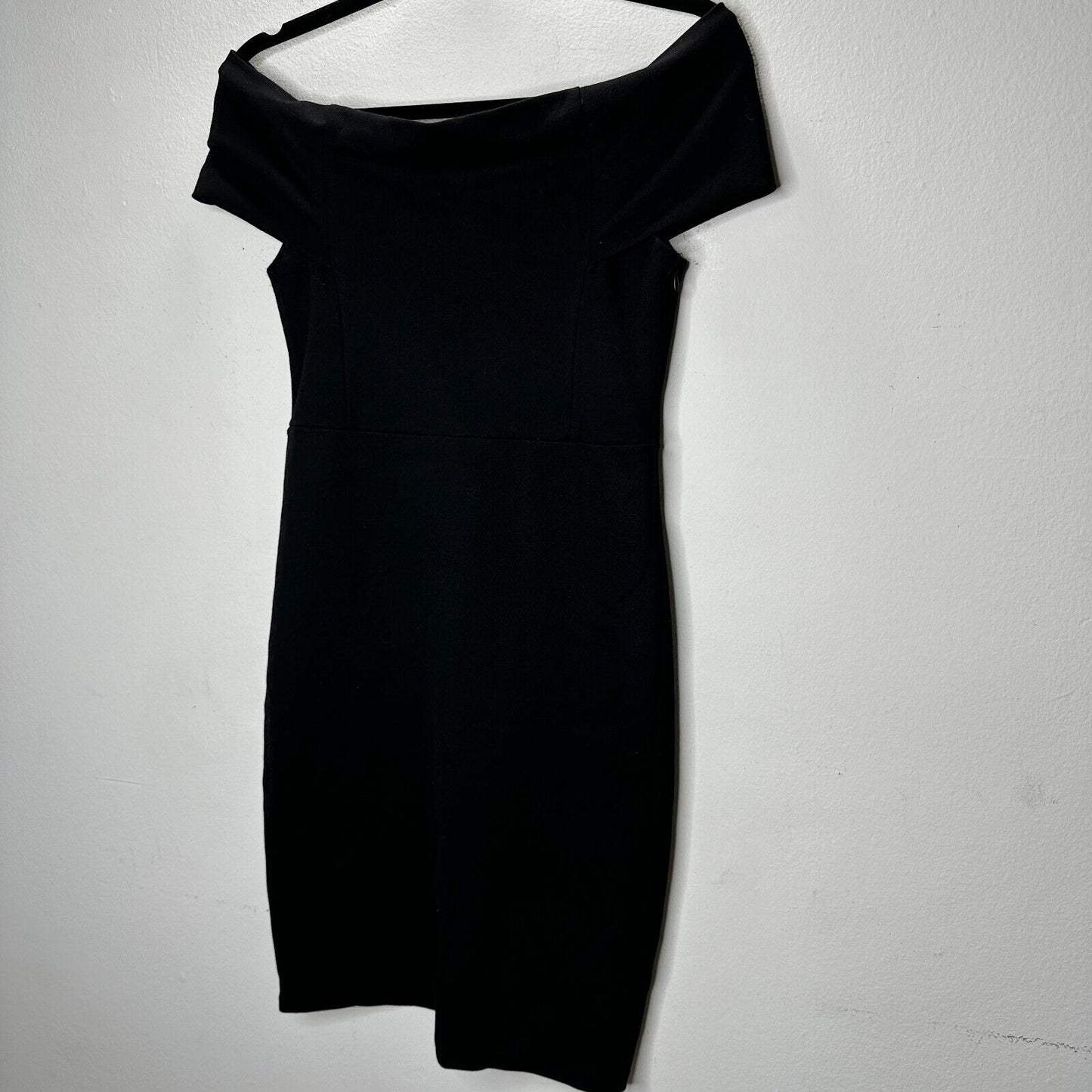 Zara Sexy Black Off-Shoulder Bandeau Style bodycon Dress Stretchy Medium