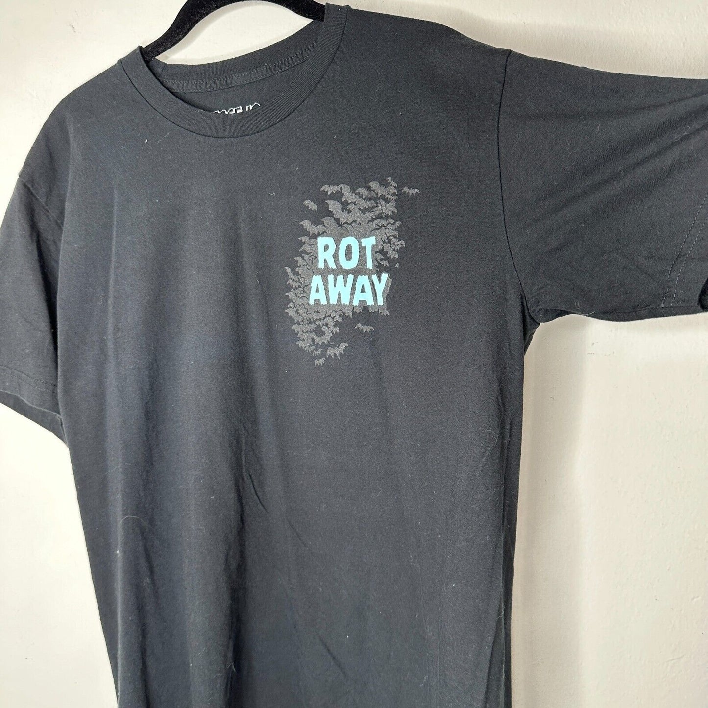NWOT Jesse Jo Stark Black Short Sleeve Rot Away Wish I Was Dead Graphic Tee L
