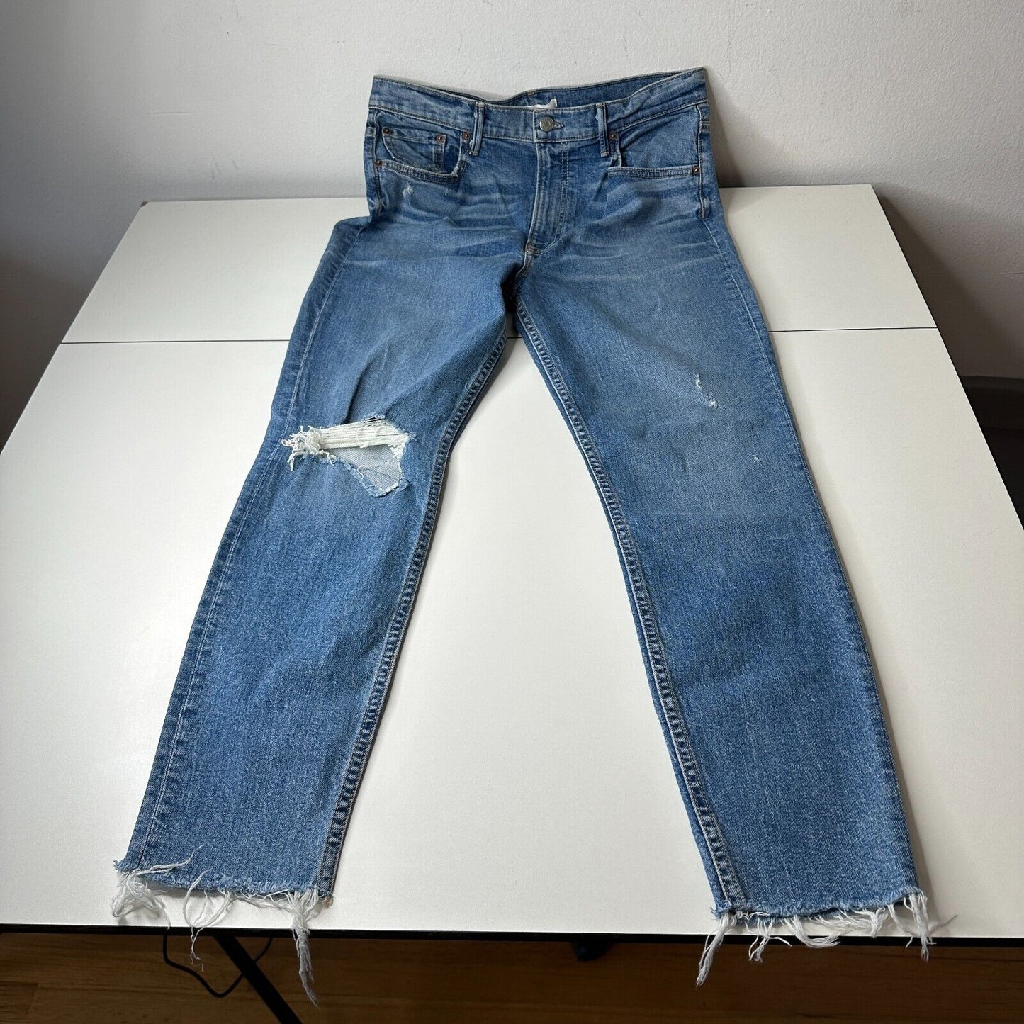 NWT GRLFRND Kendall Med Wash Amelia Distress Knee High Waist Raw Hem Jeans 31