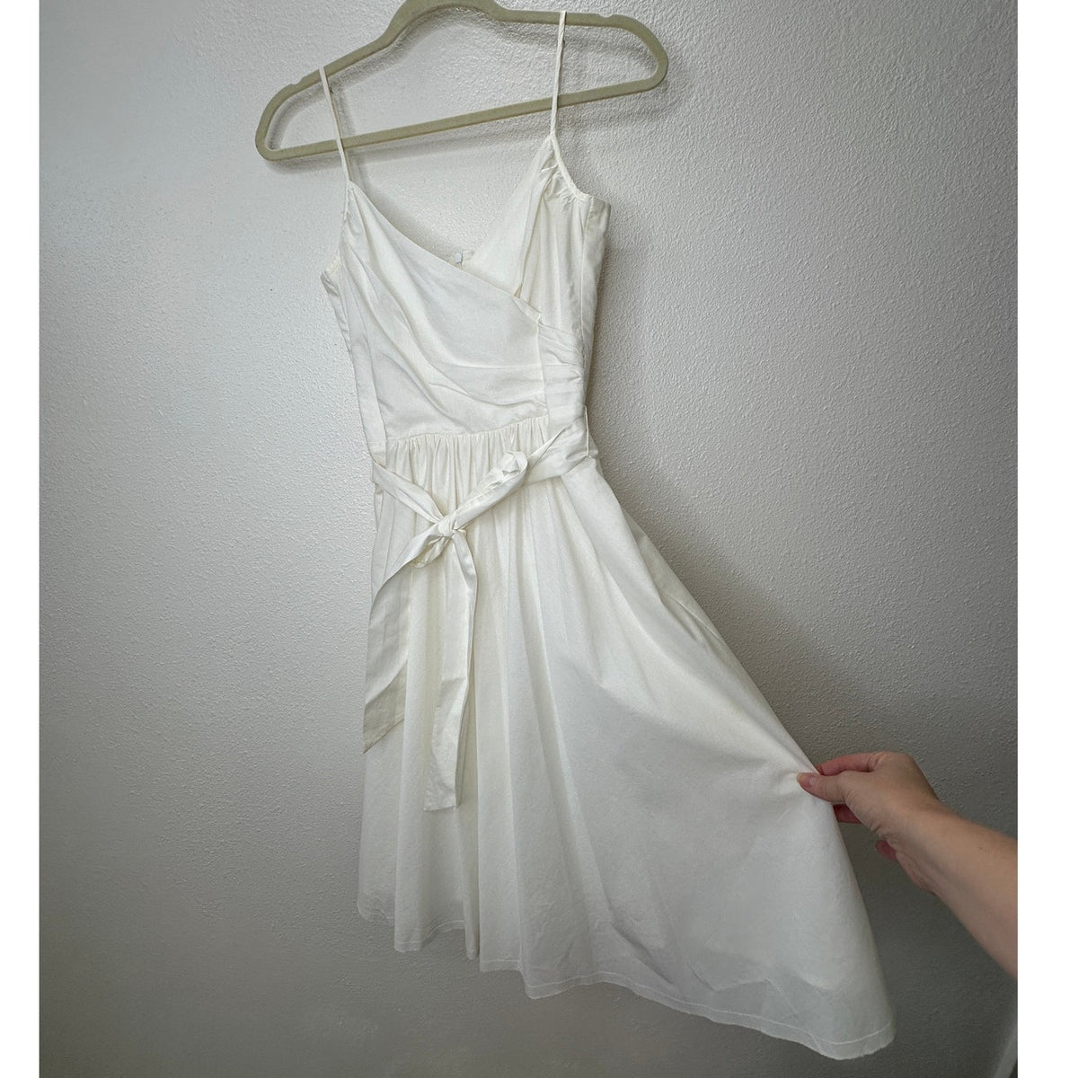 Trina Turk Cream Pleated Vneck Faux Wrap Tie Belt Dress 2