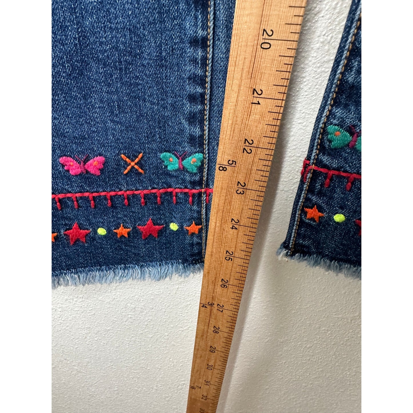 NWT Johnny Was Avery Cropped Baby Boot Mid Rise Slim Fit Jean 32
