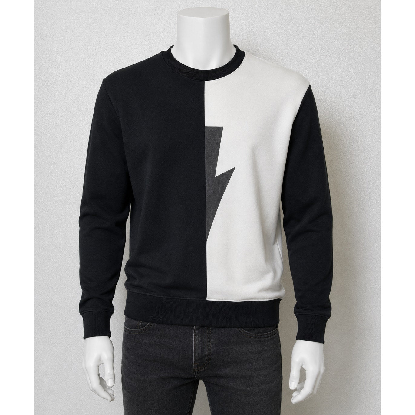 Neil Barrett men’s sweater black/off-white US L lightning bolt