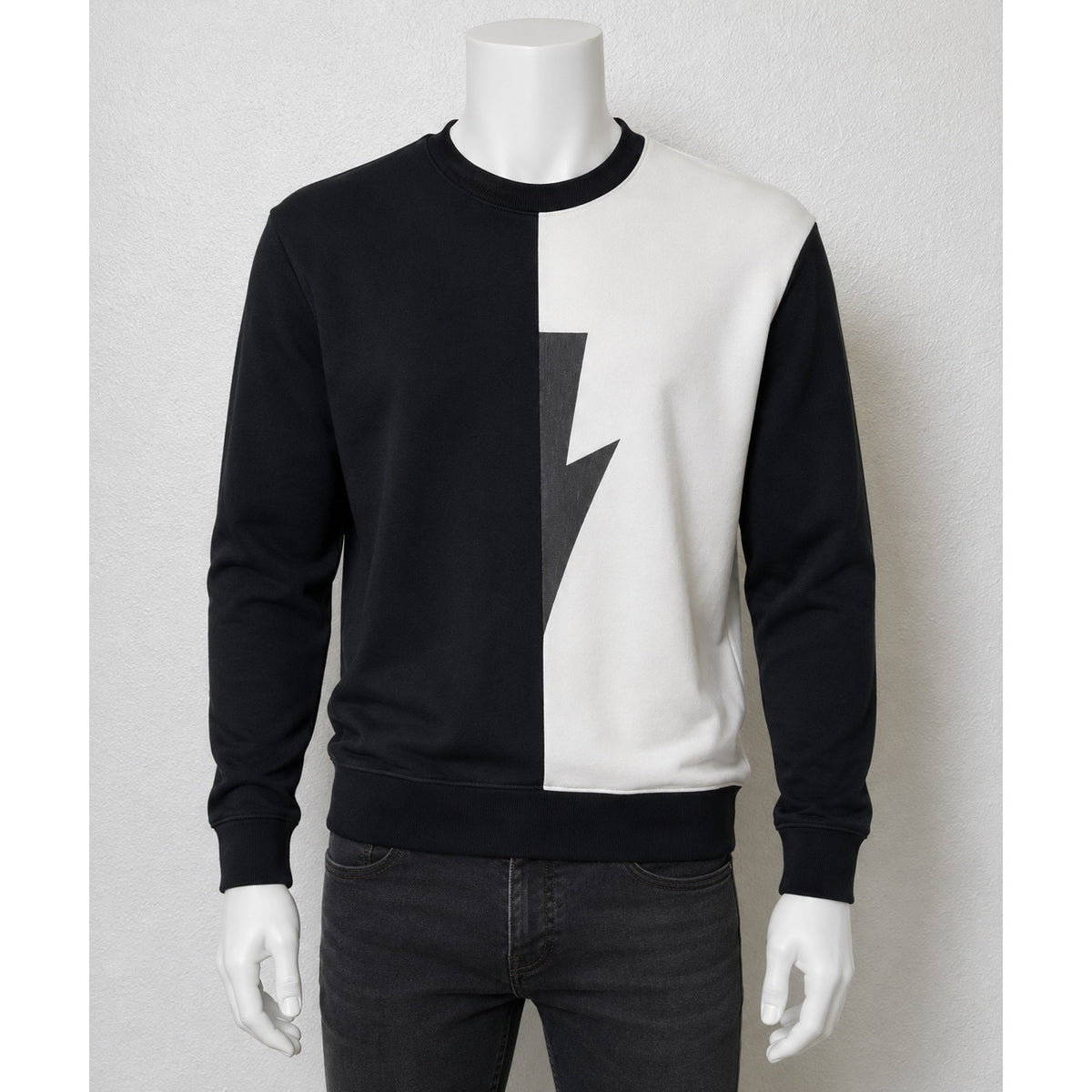 Neil Barrett men’s sweater black/off-white US L lightning bolt